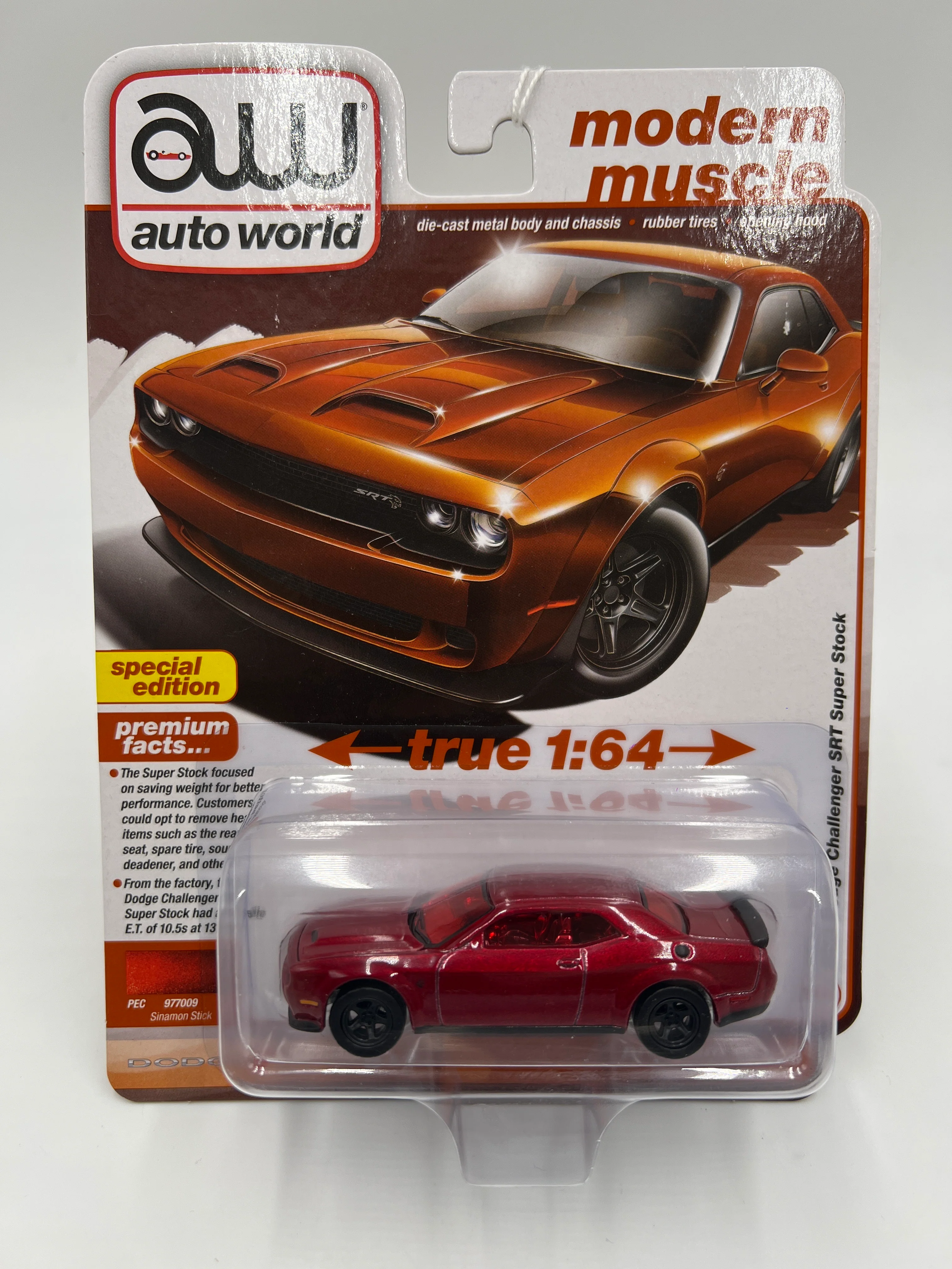 Auto World Modern Muscle Release 5 Version A CHASE 2021 Dodge Challenger SRT Super Stock Red Ultra Red - Image 2