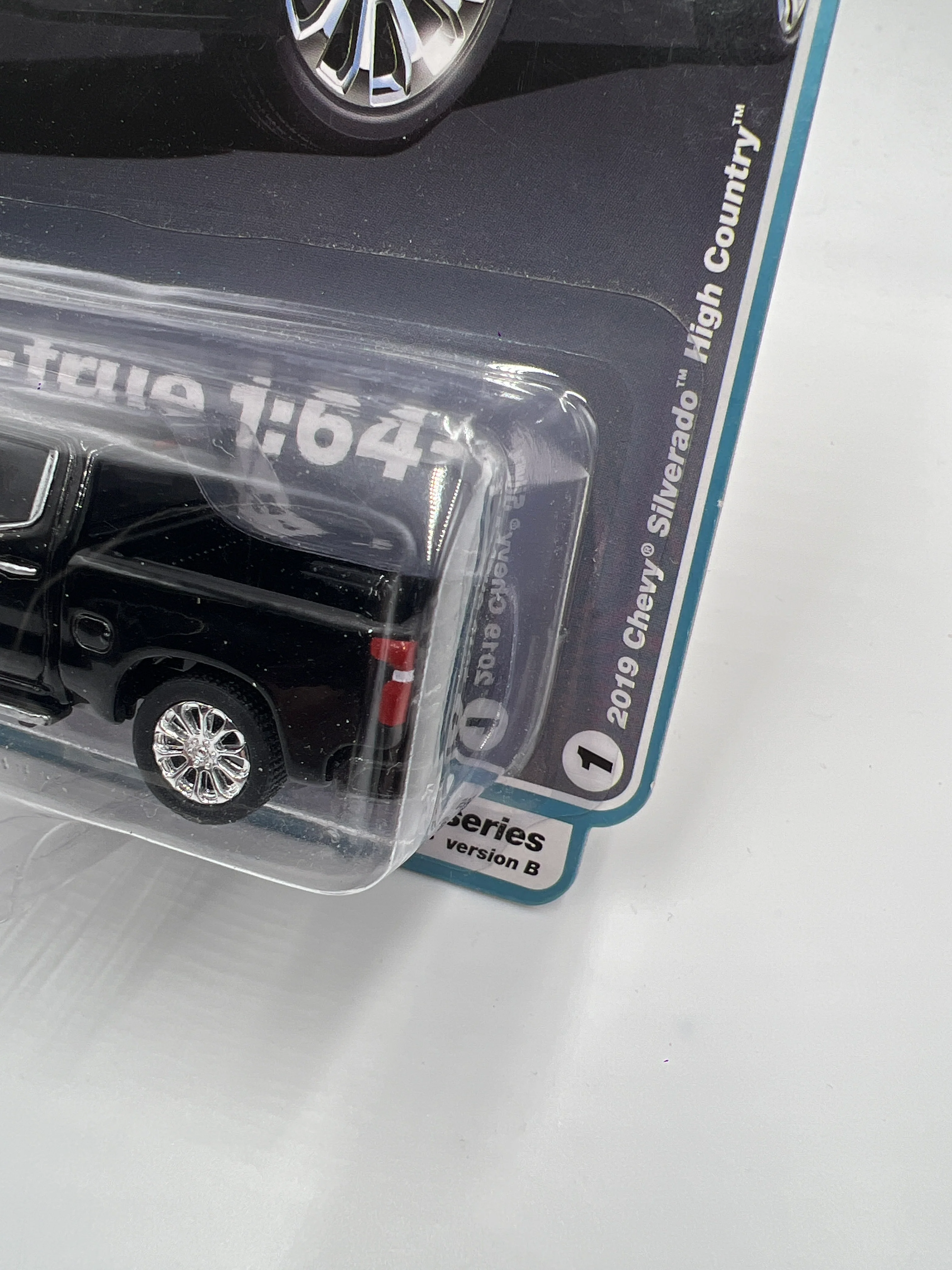 Auto World Muscle Trucks Release 2 Version B 2019 Chevy Silverado High Country Black - Image 4