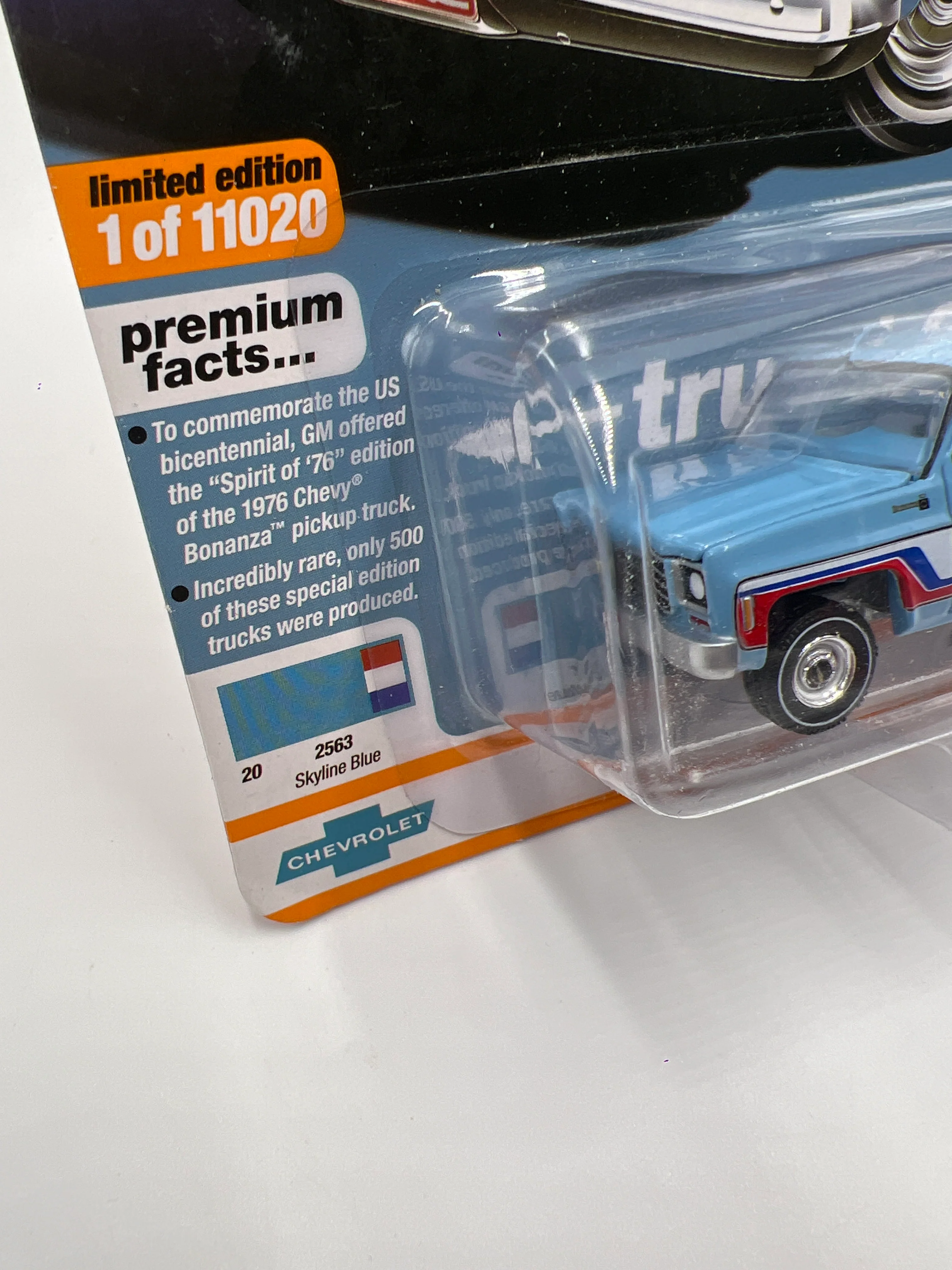 Auto World Muscle Trucks Release 1 Version B 1976 Chevy Bonanza C10 Fleetside Light Blue Spirit Of 76 Edition 182D - Image 5