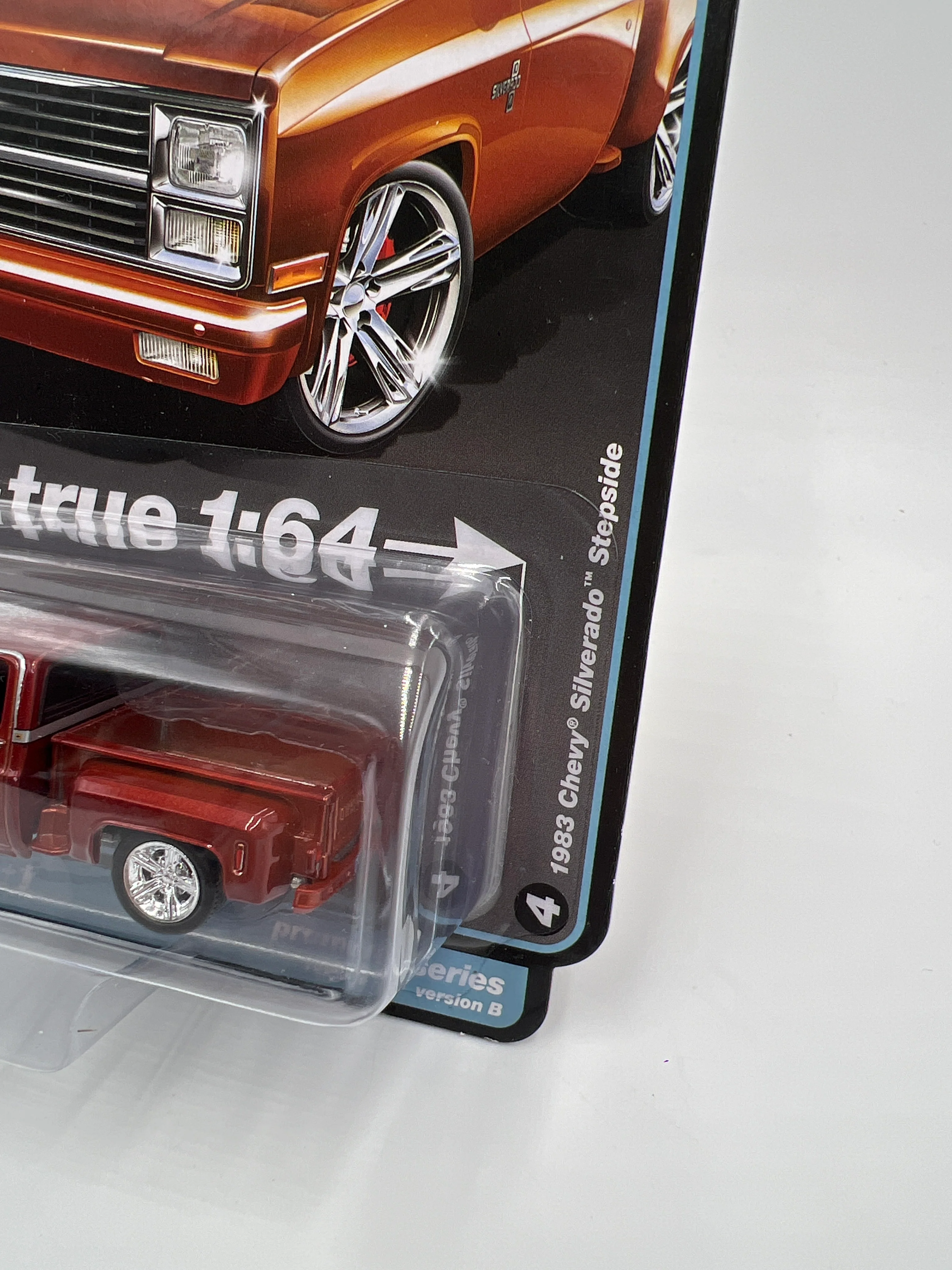 Auto World Muscle Trucks Release 1 Version B 1983 Chevy Silverado Stepside Orange 184C - Image 3