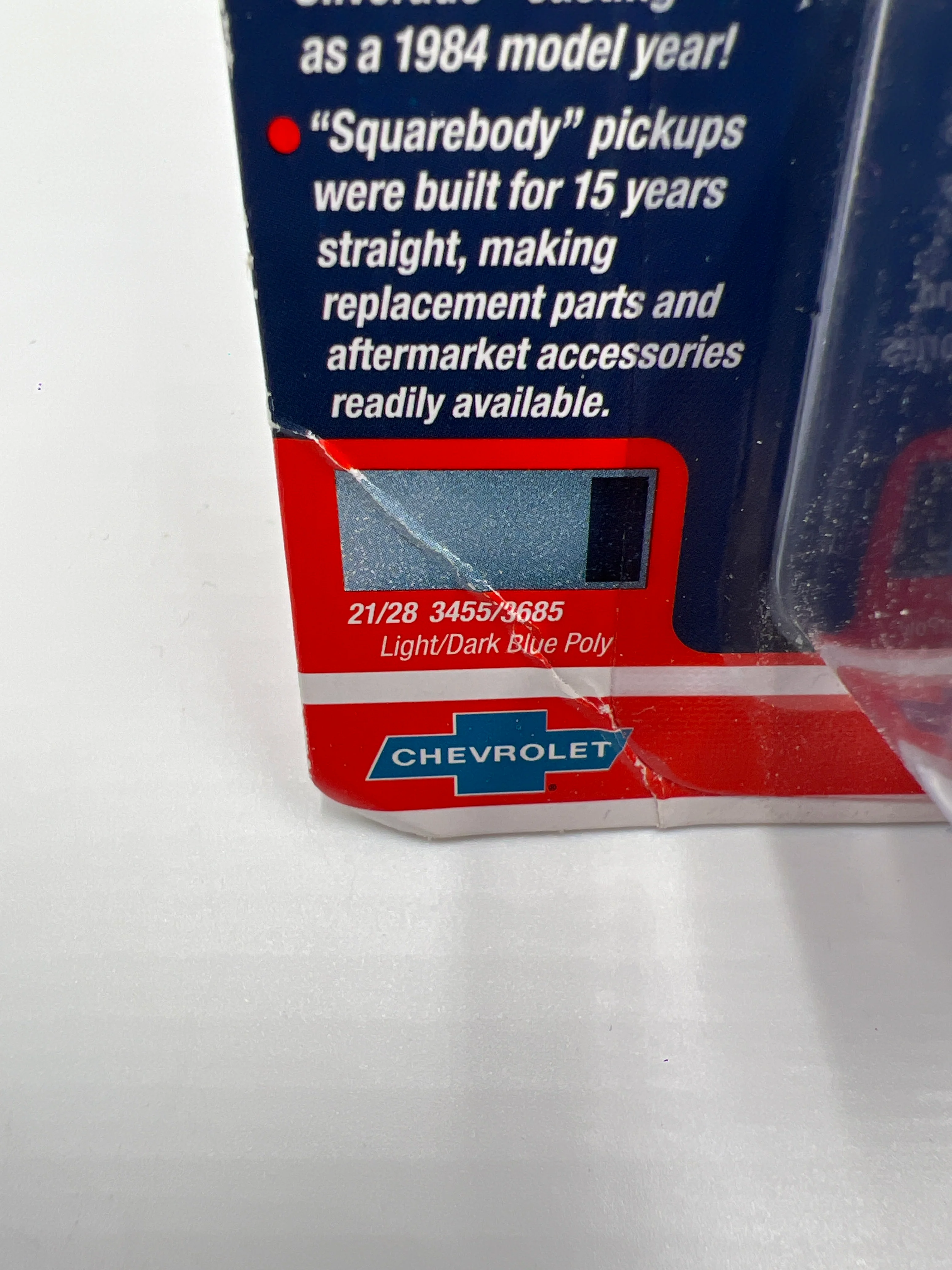 Auto World Muscle Trucks Release 4 Version A 1984 Chevy Silverado 10 Fleetside Blue - Image 6