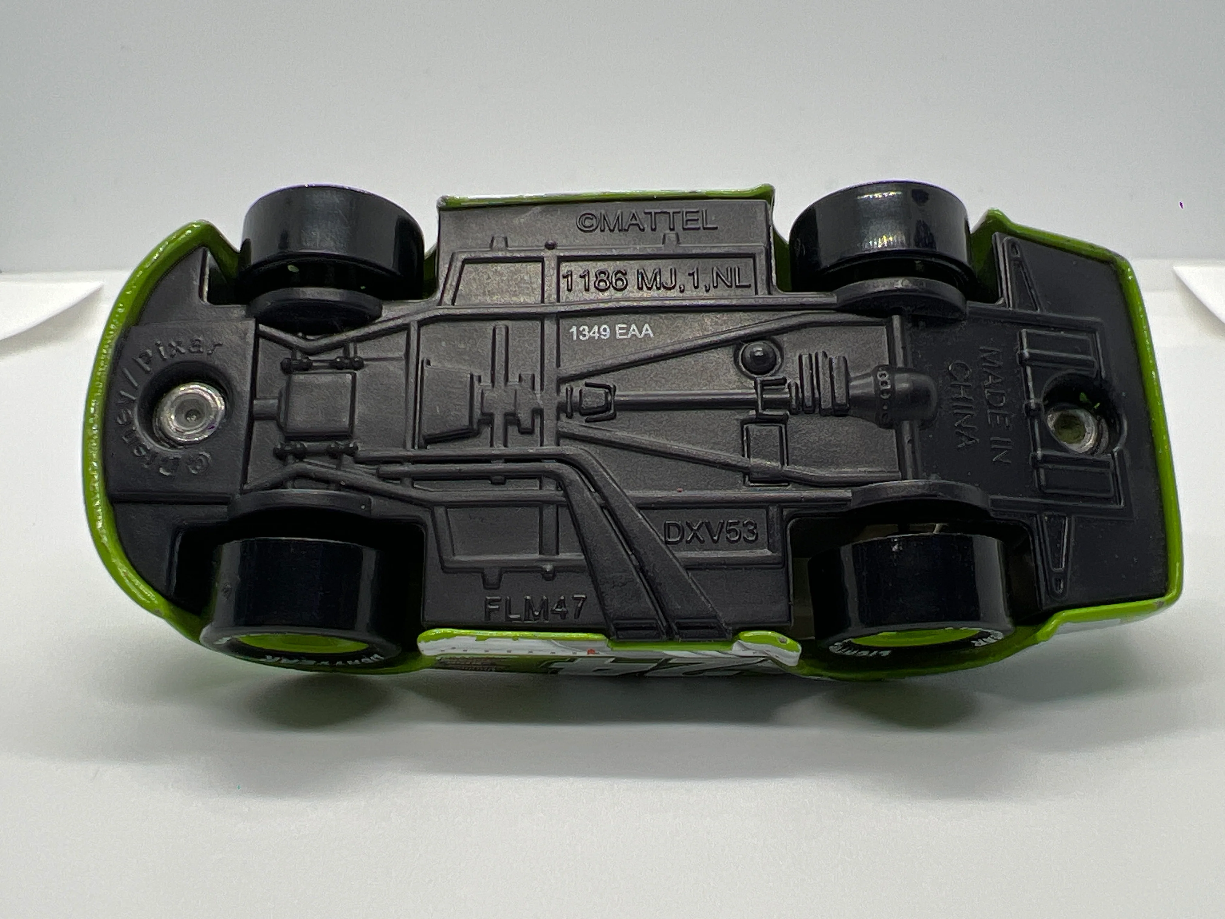 Disney Pixar Cars 3 #24 Brick Yardley Vitoline Green Loose - Image 6