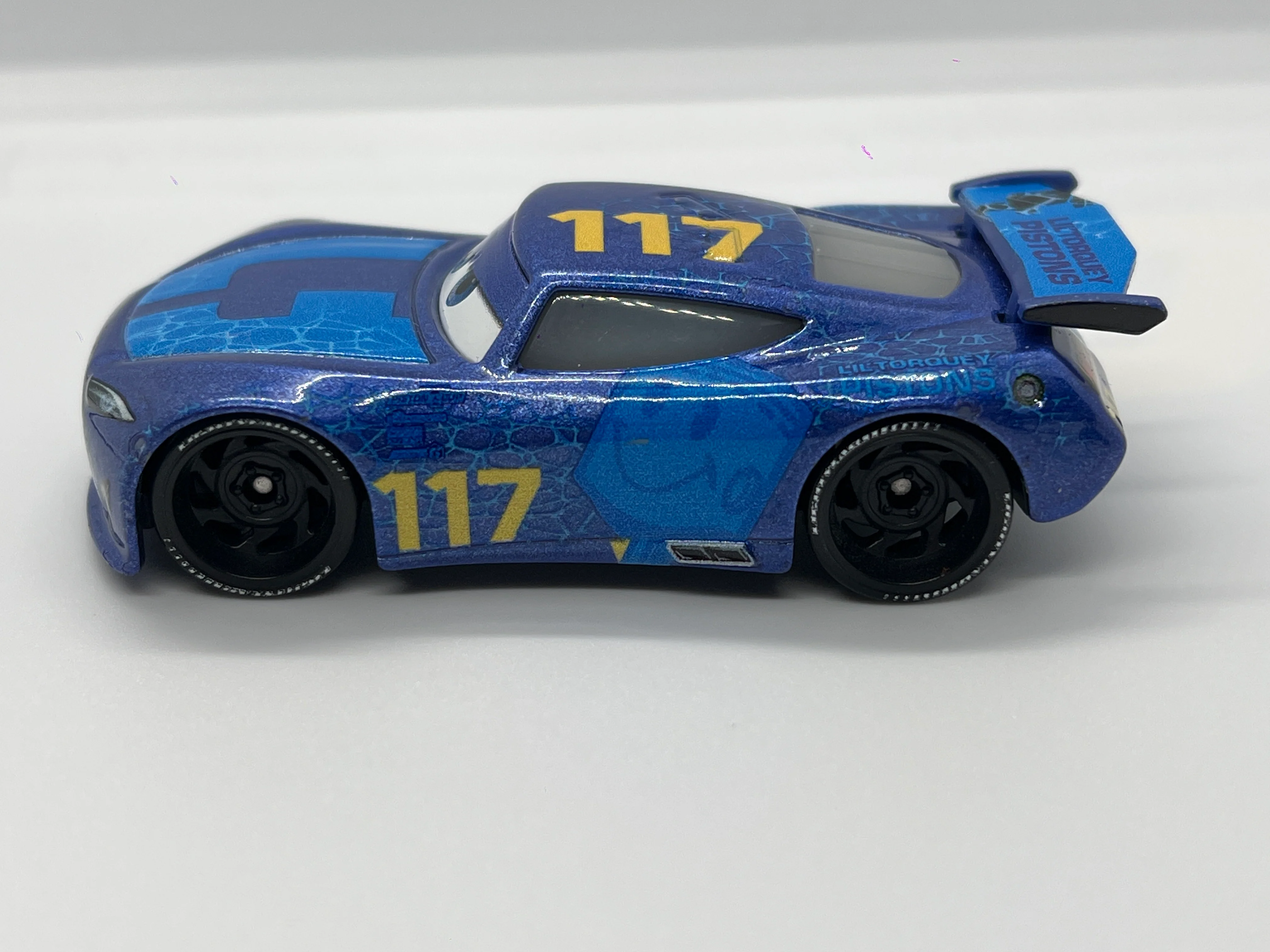Disney Pixar Cars 3 #117 Spikey Fillups 2 Pack Exclusive Blue Loose Some Chips - Image 4