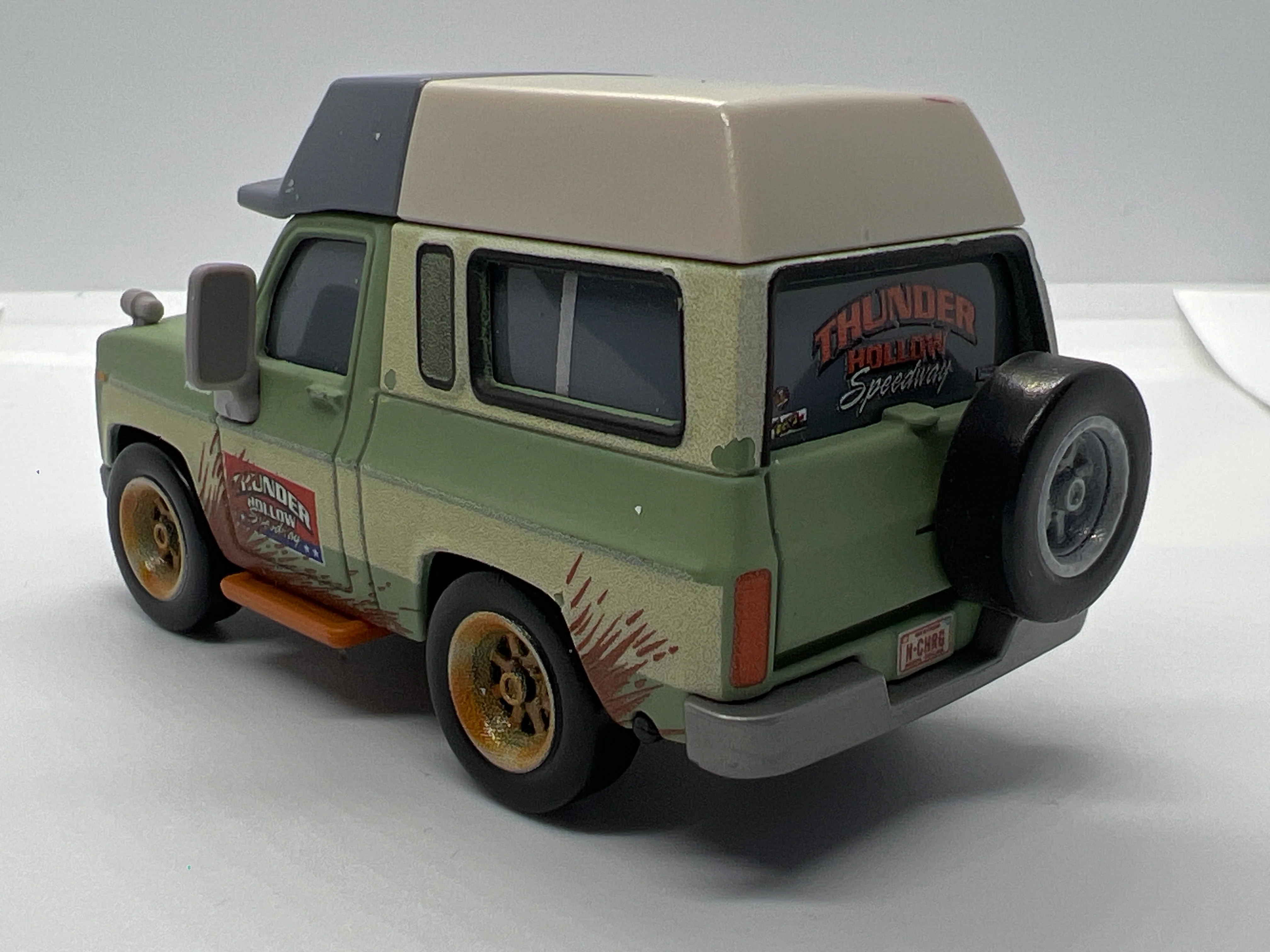 Disney Pixar Cars 3 Deluxe Roscoe Thunder Hauler Green Loose - Image 2