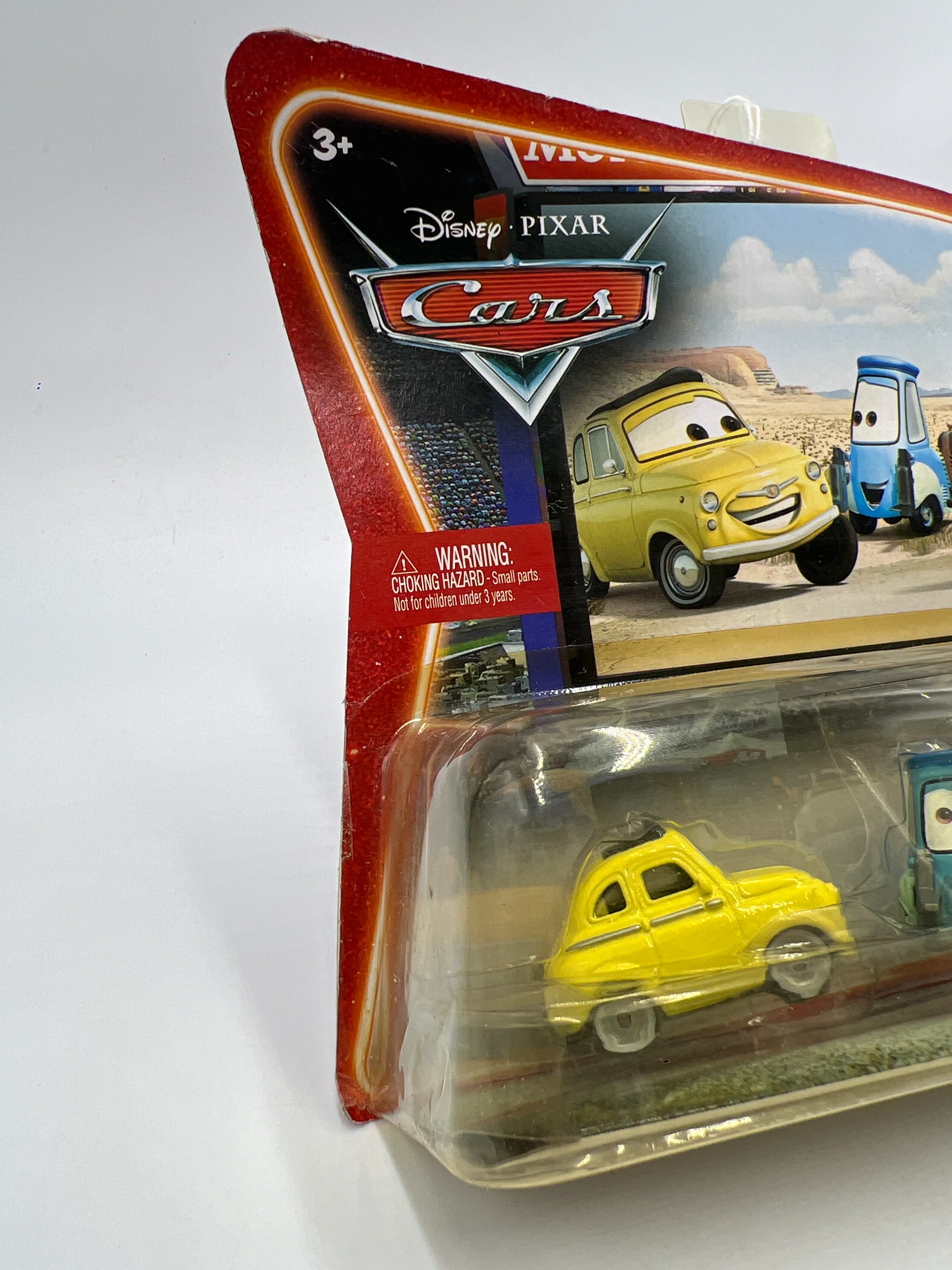 Disney Pixar Cars Supercharged 2 Pack Movie Moments Luigi/Guido & Tractor 142B - Image 5