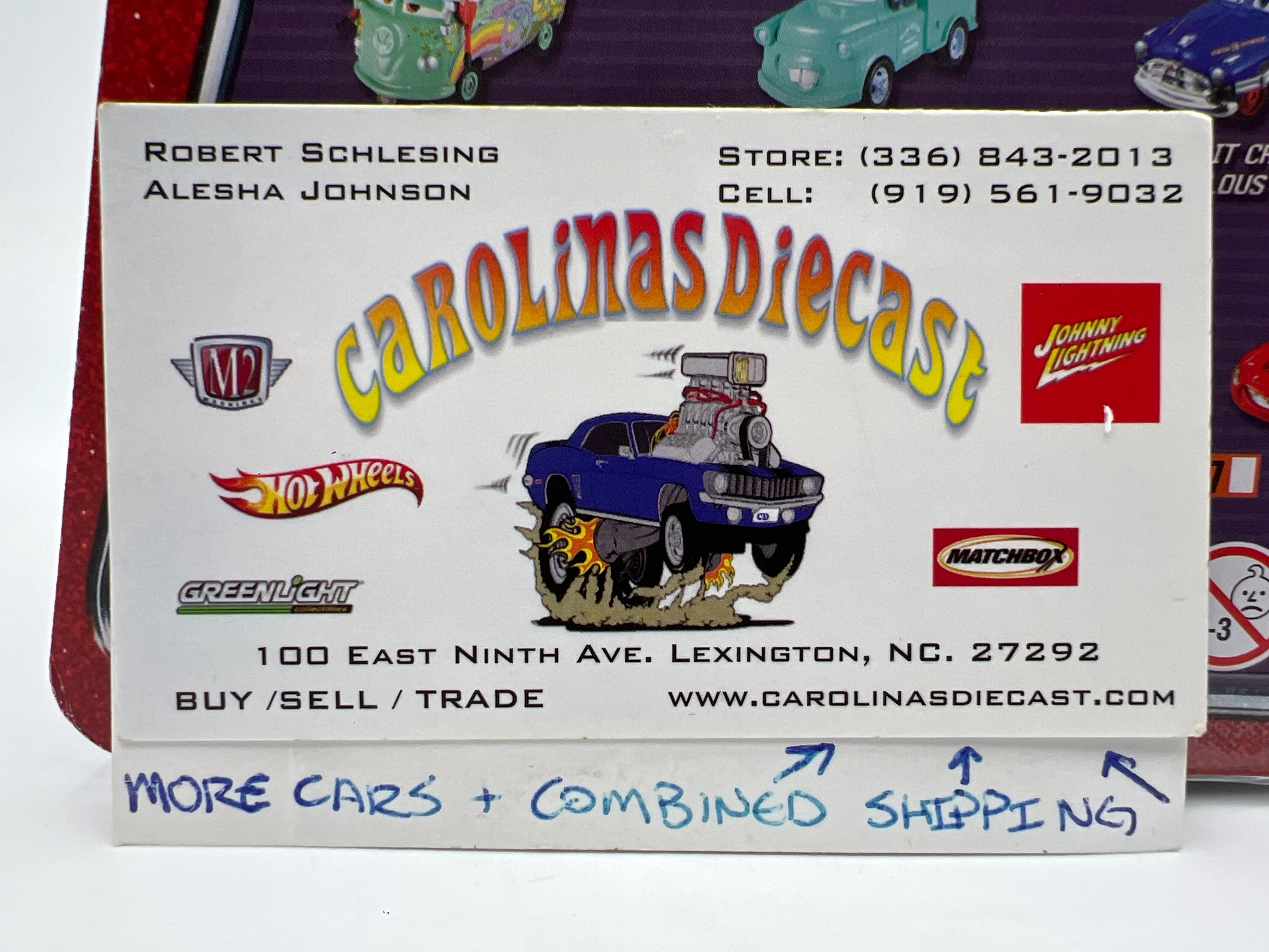 Disney Pixar The World Of Cars #37 Pit Crew Member Fillmore 139E - Image 7