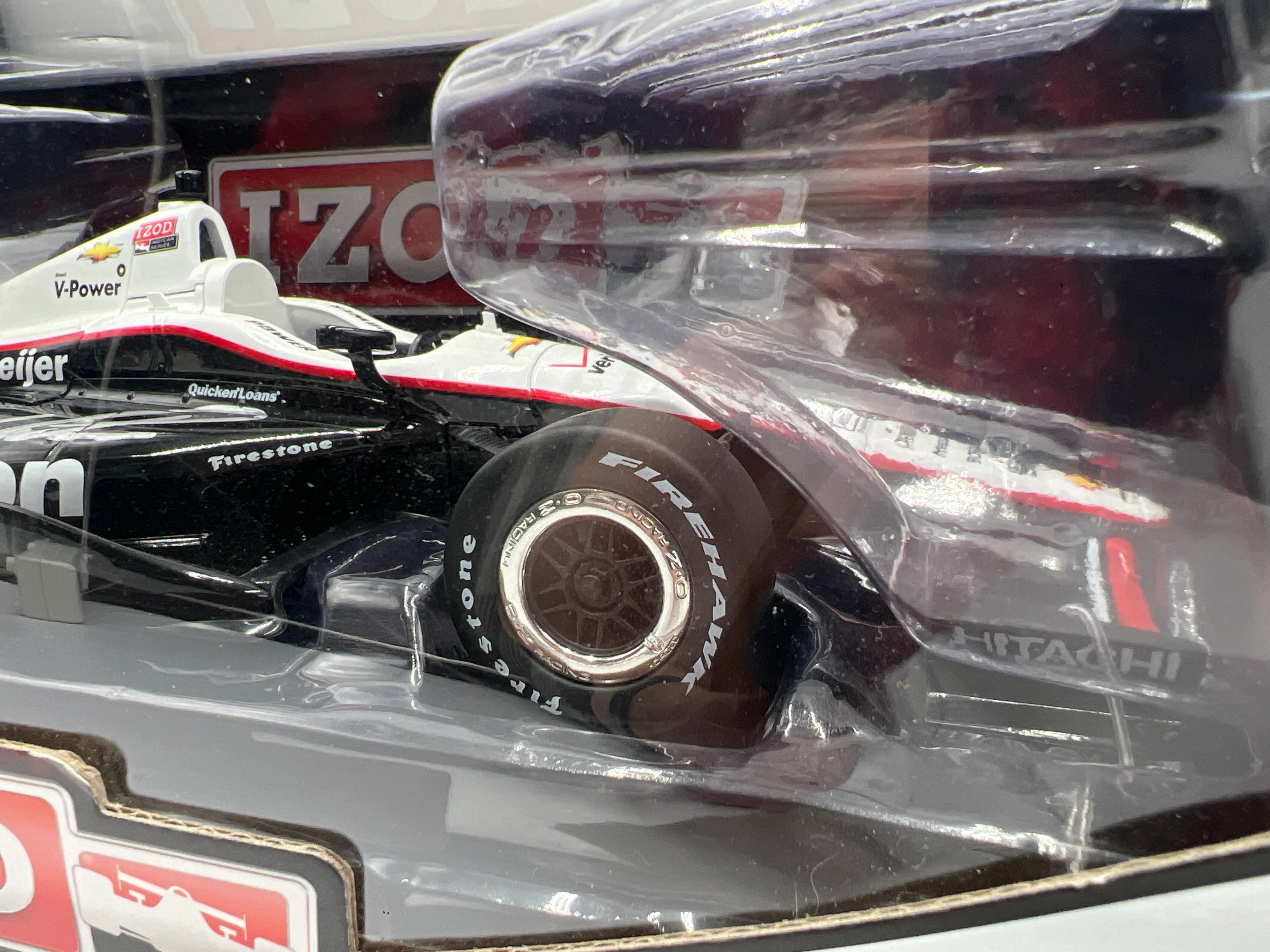 Greenlight 1:18 IZOD Indycar Series Will Power #12 Penske Racing Verizon SIGNED - Image 4