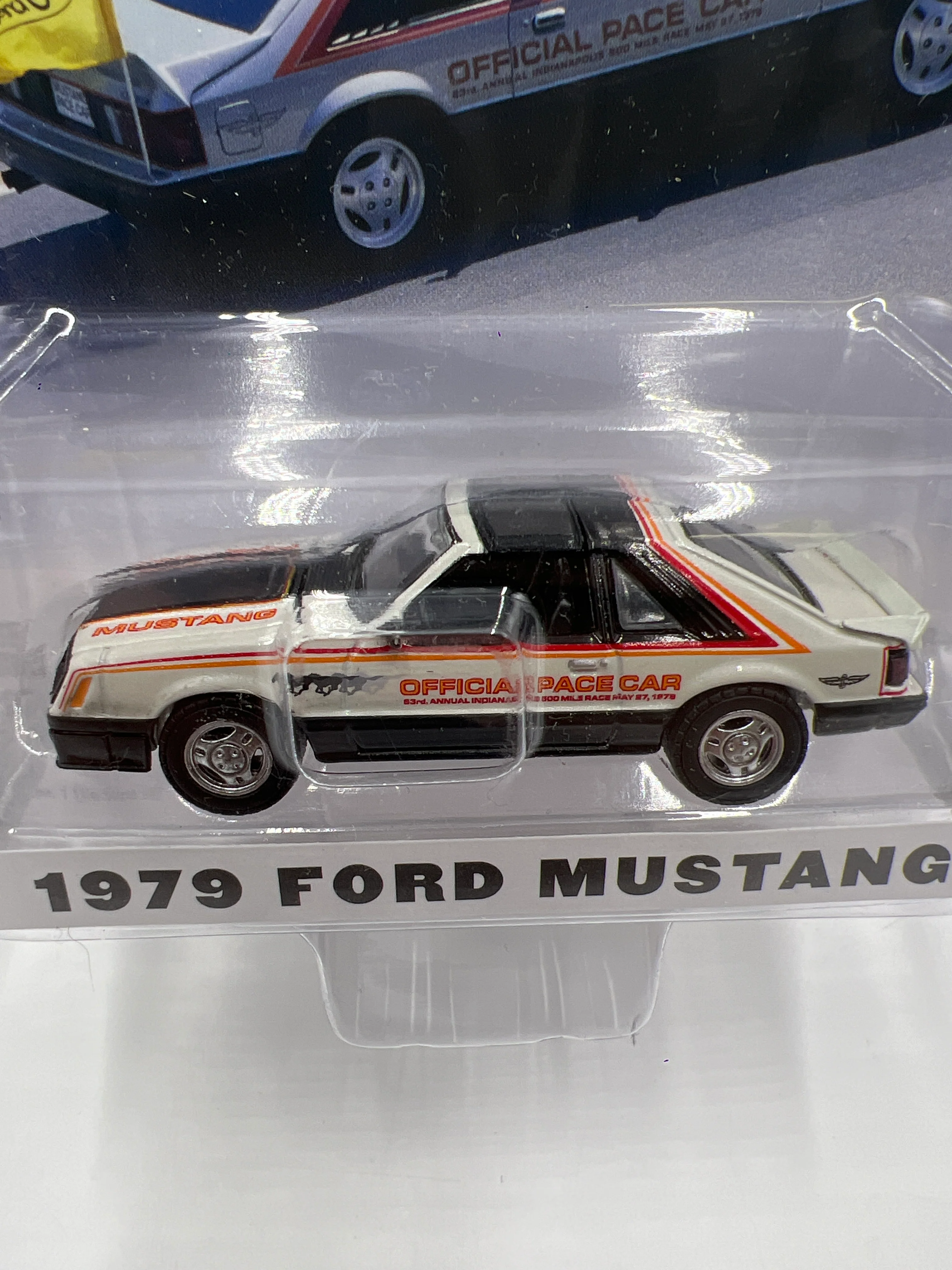Greenlight Hobby Exclusive Indianapolis Motor Speedway 1979 Ford Mustang Pace Car 181G - Image 3