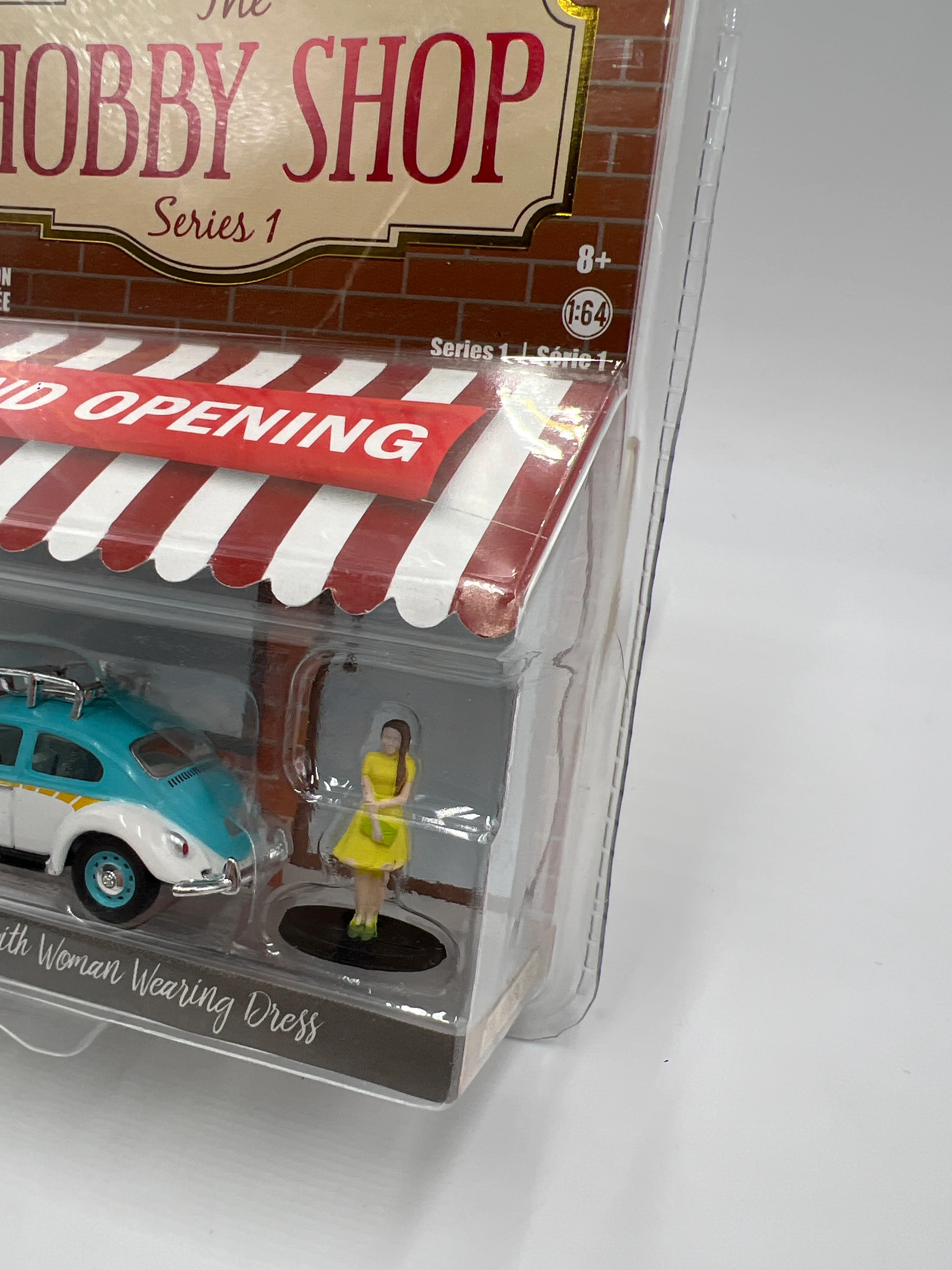 Greenlight The Hobby Shop Series 1 Classic Volkswagen Beetle With Woman Wearing Dress 182D - Image 3