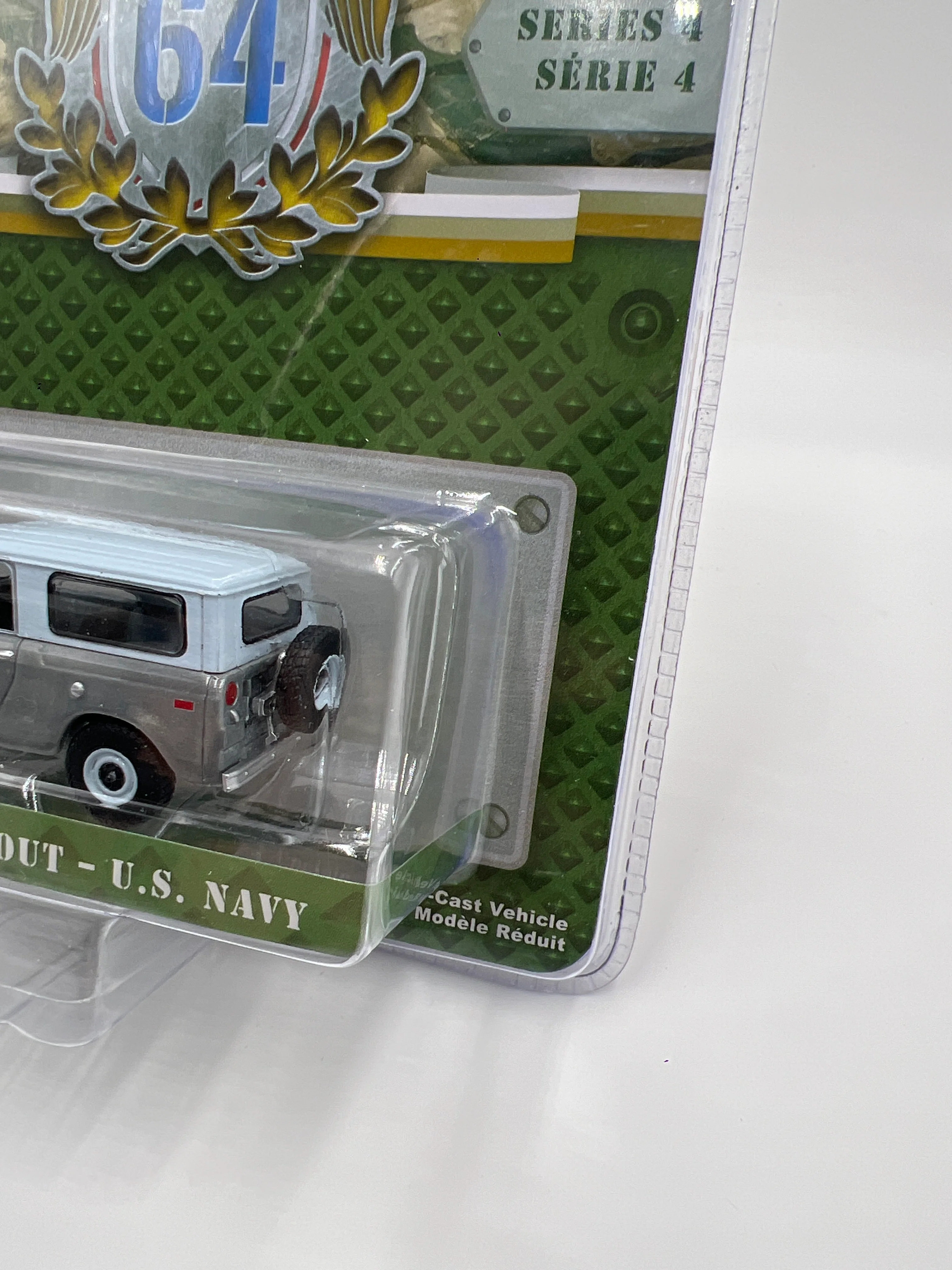 Greenlight Battalion 64 Series 4 RAW CHASE 1970 Harvester Scout US Navy - Image 3