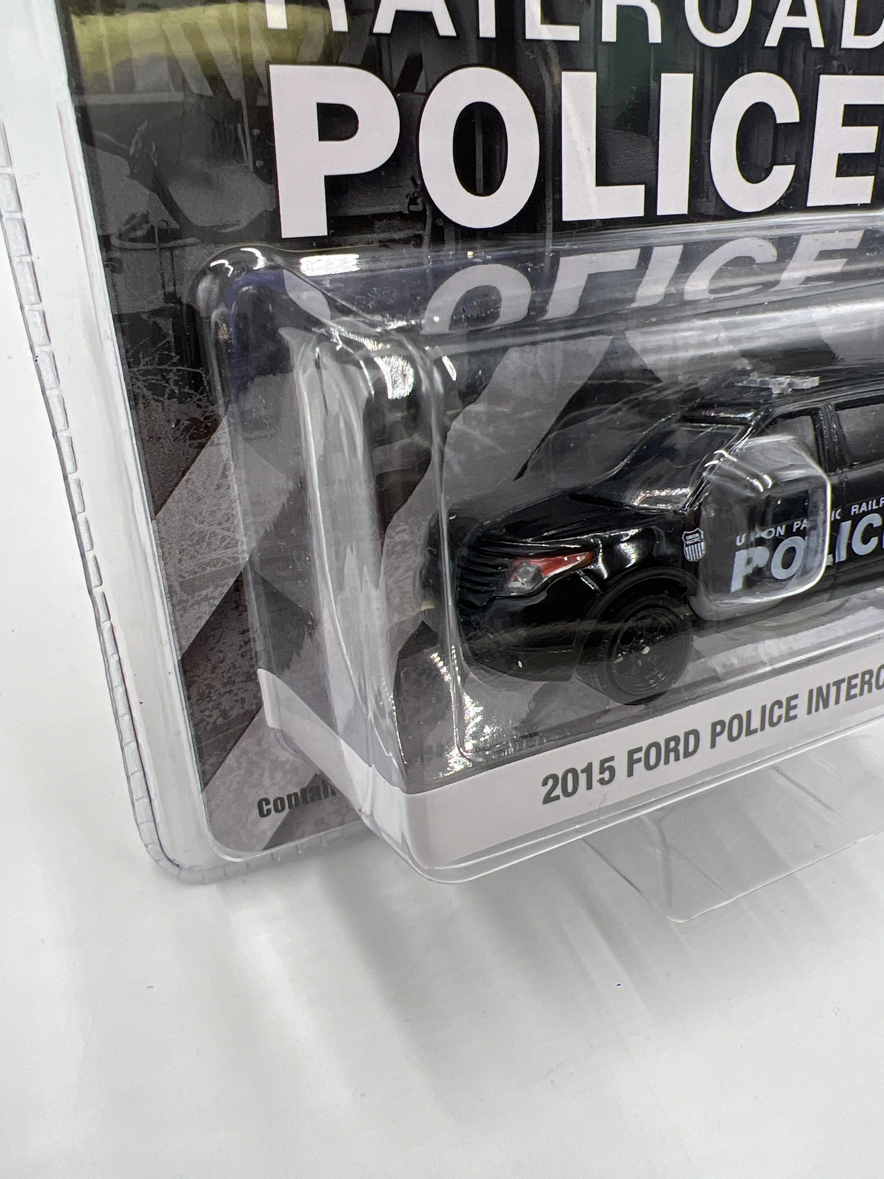 Greenlight Union Pacific Railroad Police 2015 Ford Police Interceptor Utility Black 181E - Image 4