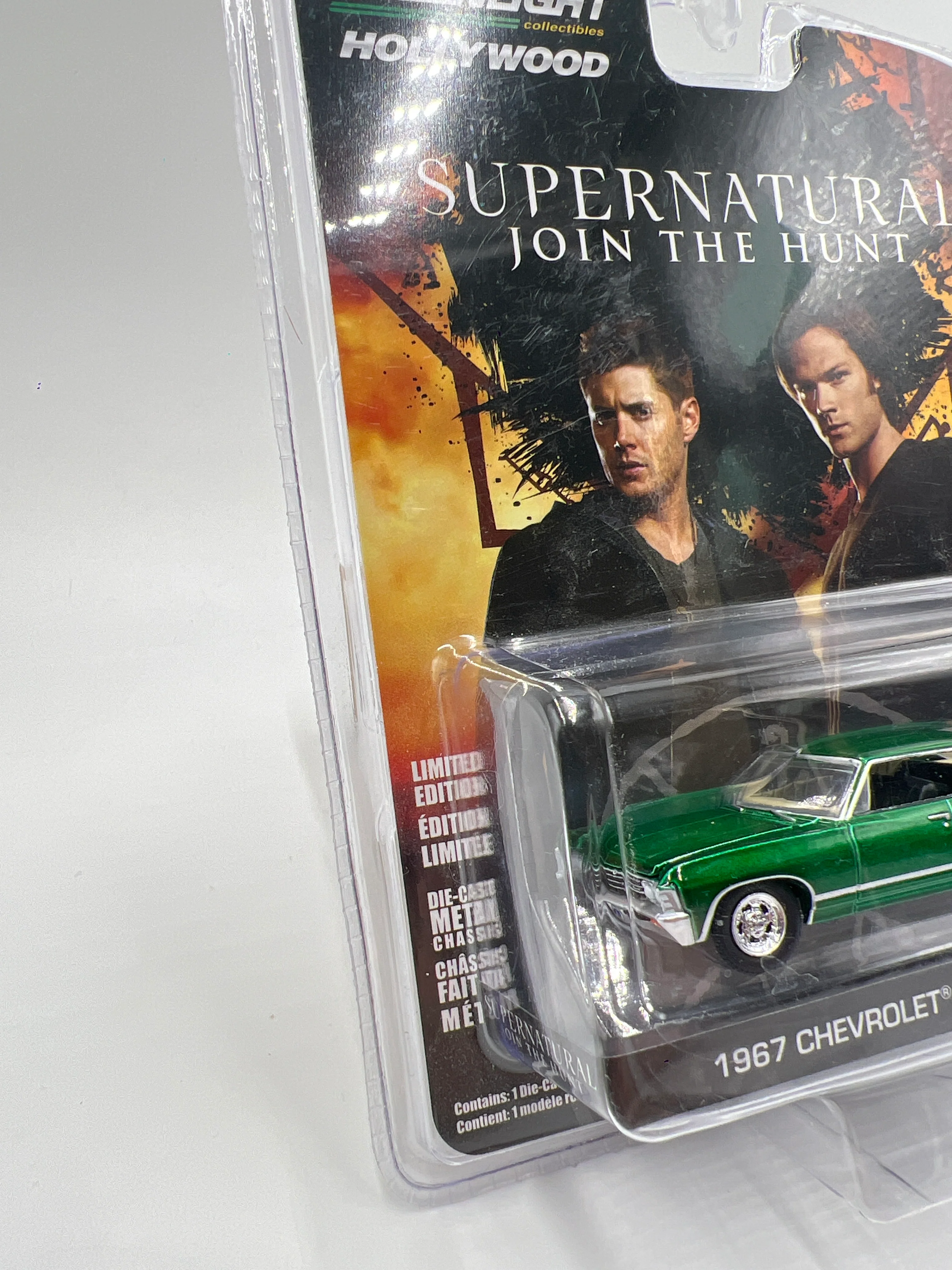Greenlight Hollywood Supernatural CHASE 1967 Chevrolet Impala Sport Sedan Green - Image 5