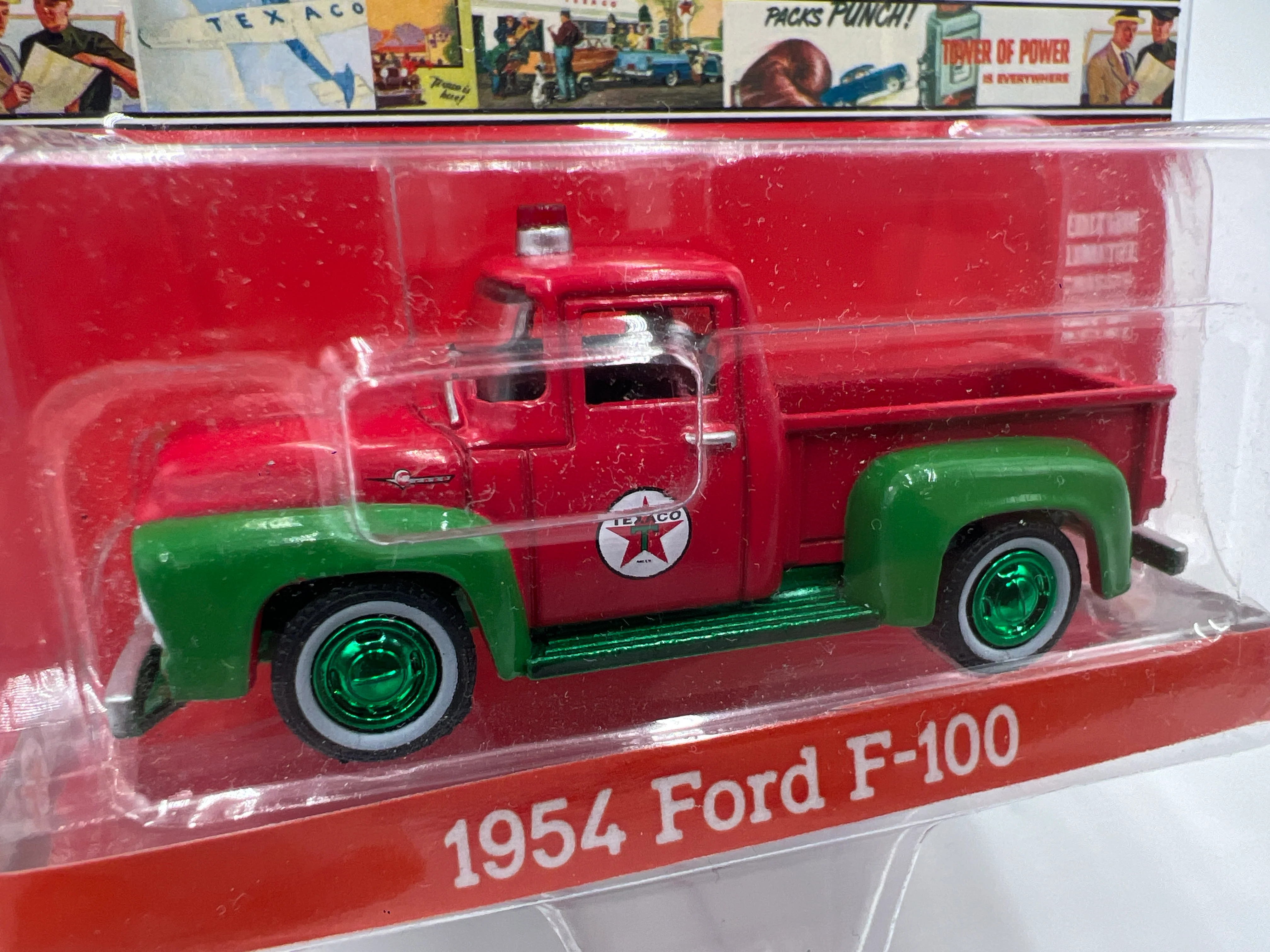 Greenlight Texaco 120 Years CHASE 1954 Ford F-100 Red/Green - Image 3