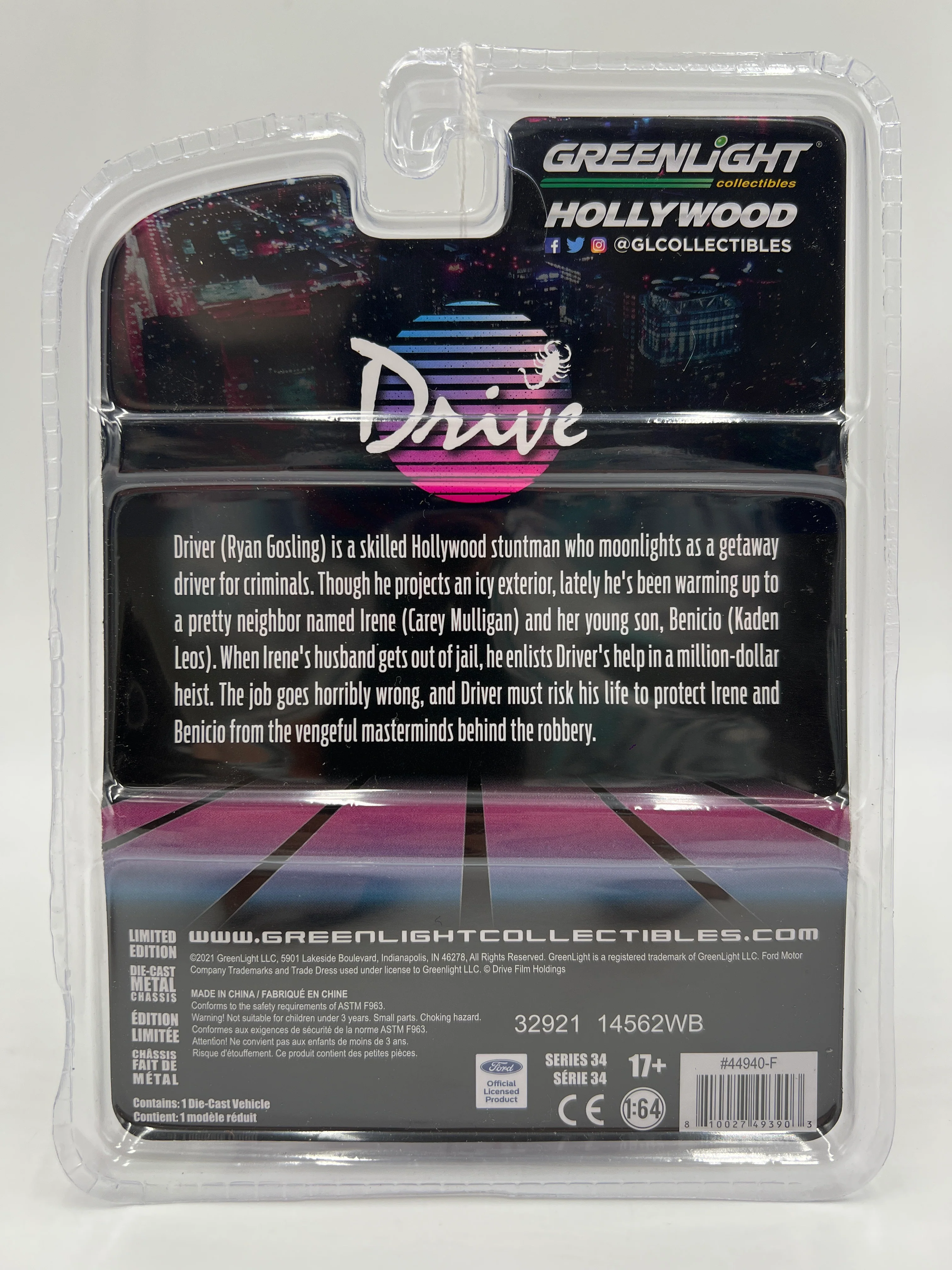 Greenlight Hollywood Series 34 Drive Walmart CHASE 2011 Ford Mustang GT 5.0 Black Cracked Blister - Image 7
