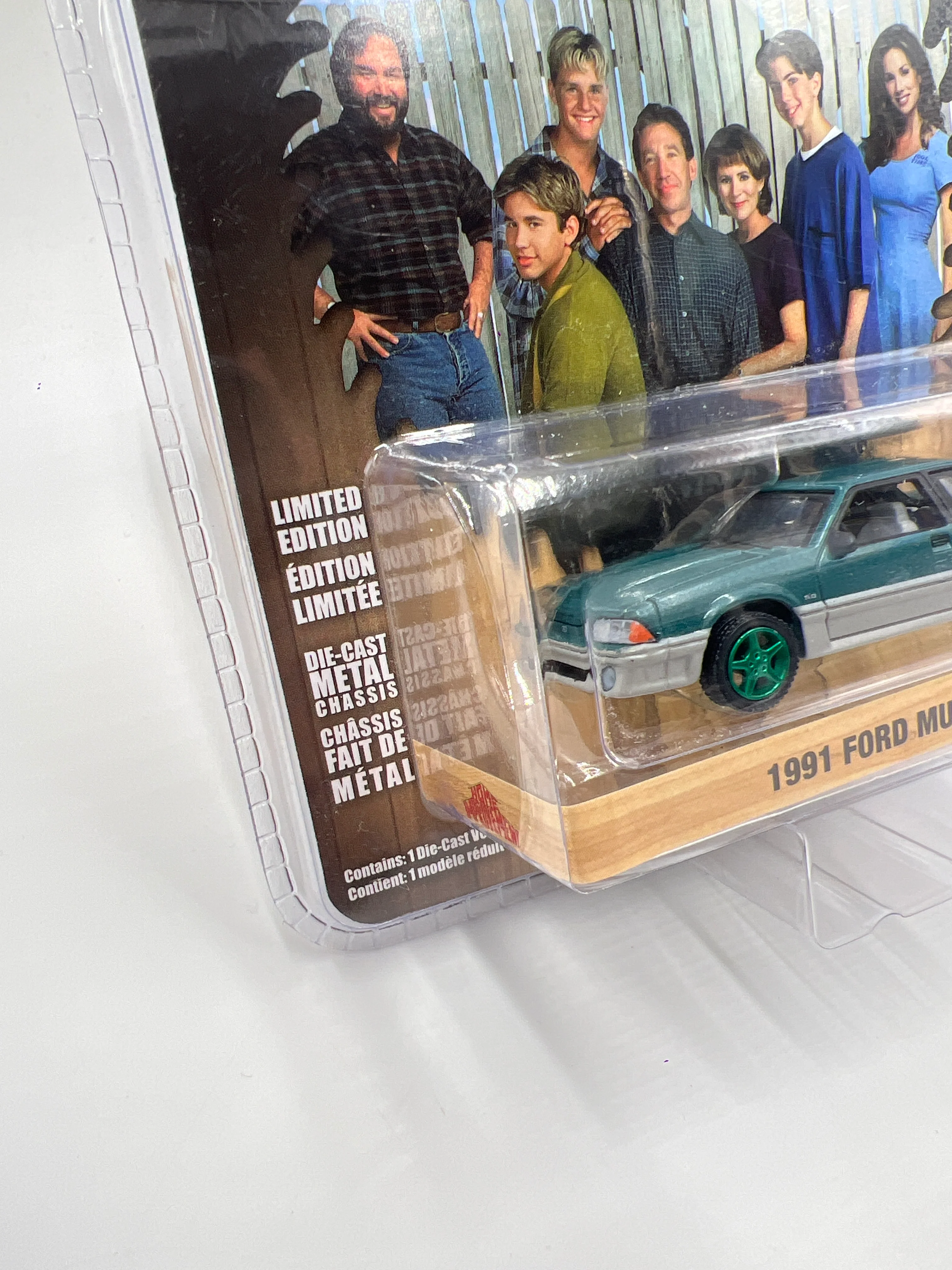 Greenlight Hollywood Series 31 Home Improvement CHASE 1991 Ford Mustang GT - Image 4