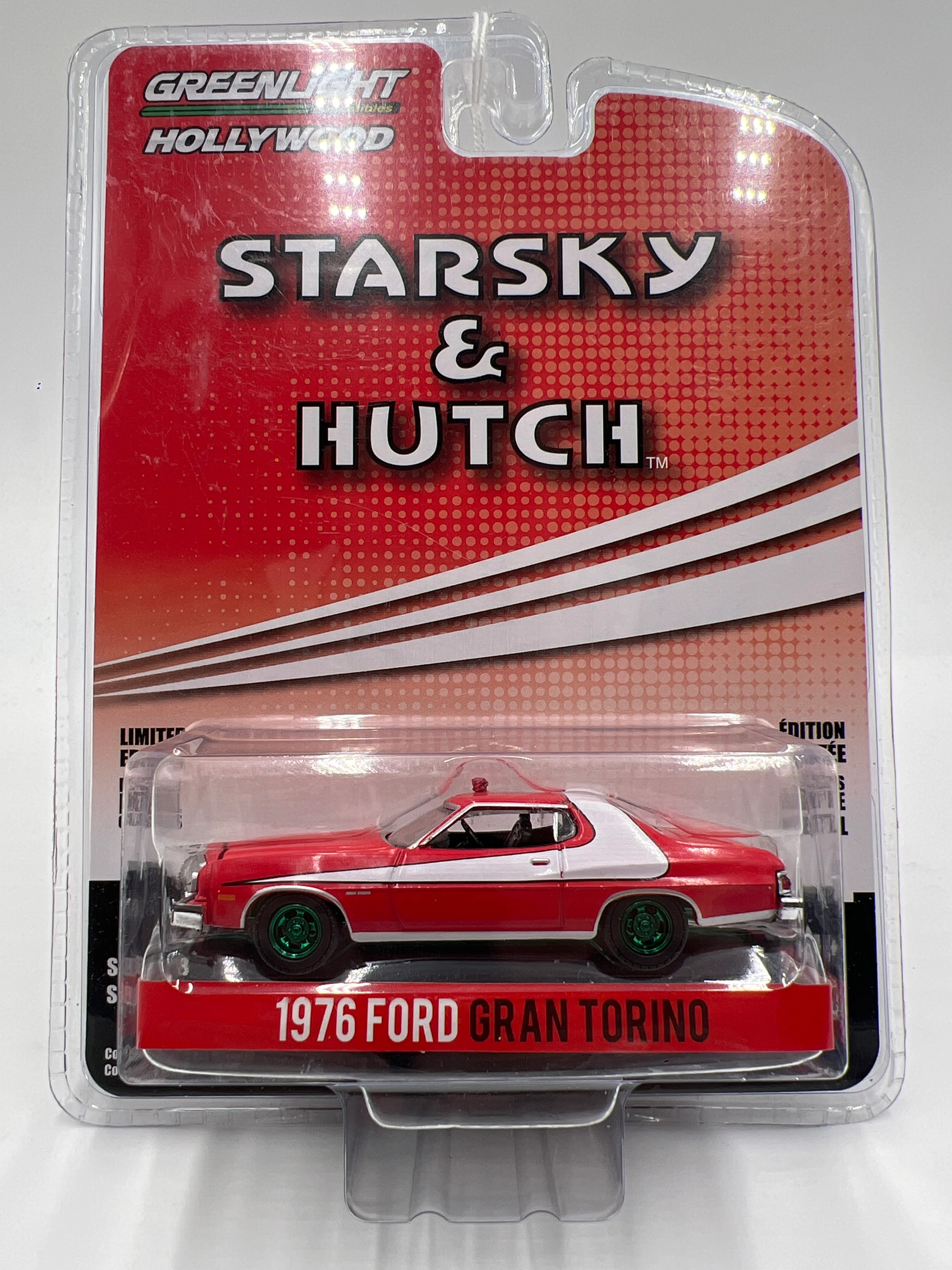 Greenlight Hollywood Series 18 Greenie Chase Starsky & Hutch 1976 Ford Gran Torino Red - Image 2