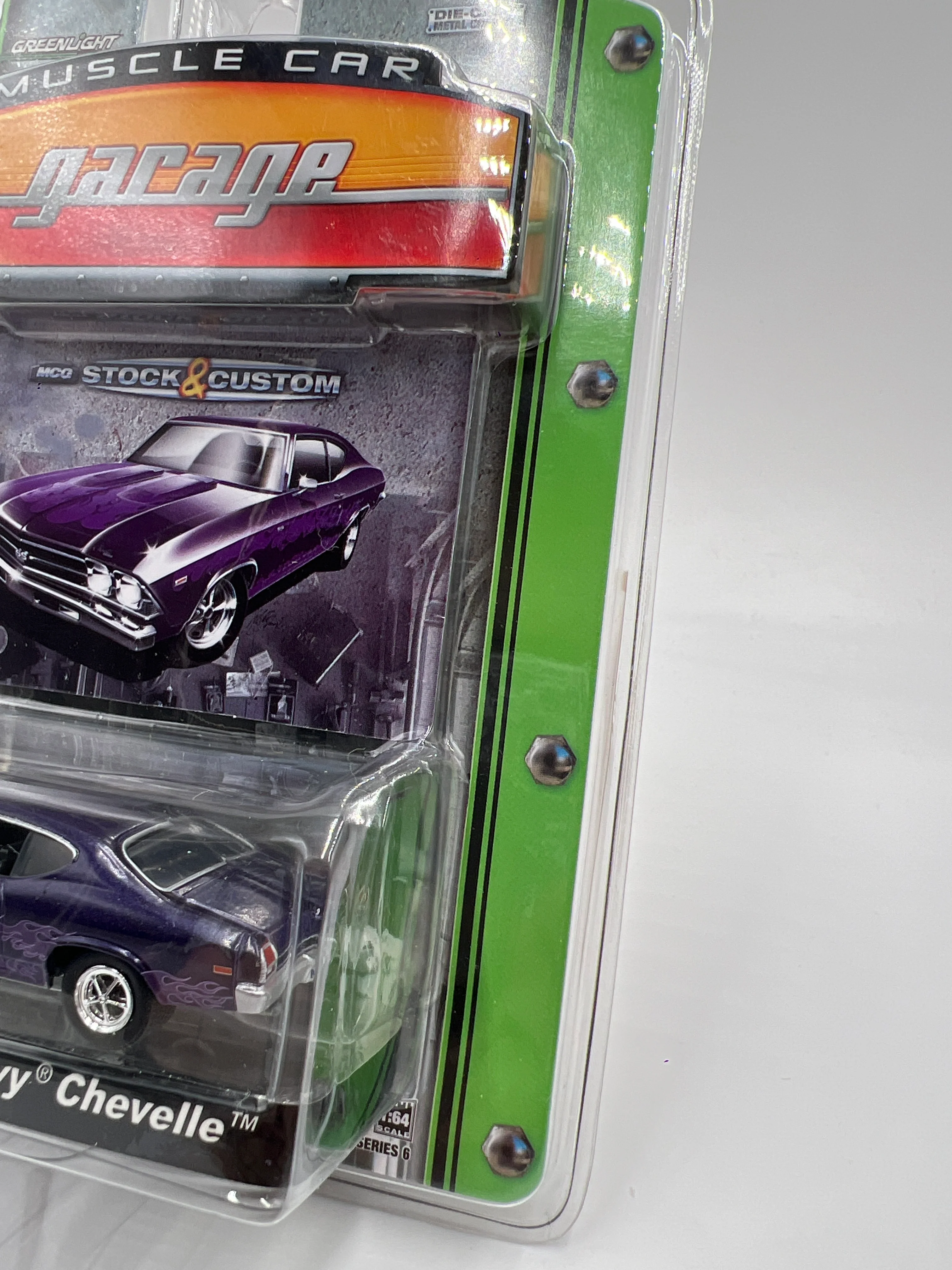 Greenlight Muscle Car Garage Series 6 Custom 1969 Chevy Yenko Chevelle Purple 188H - Image 4