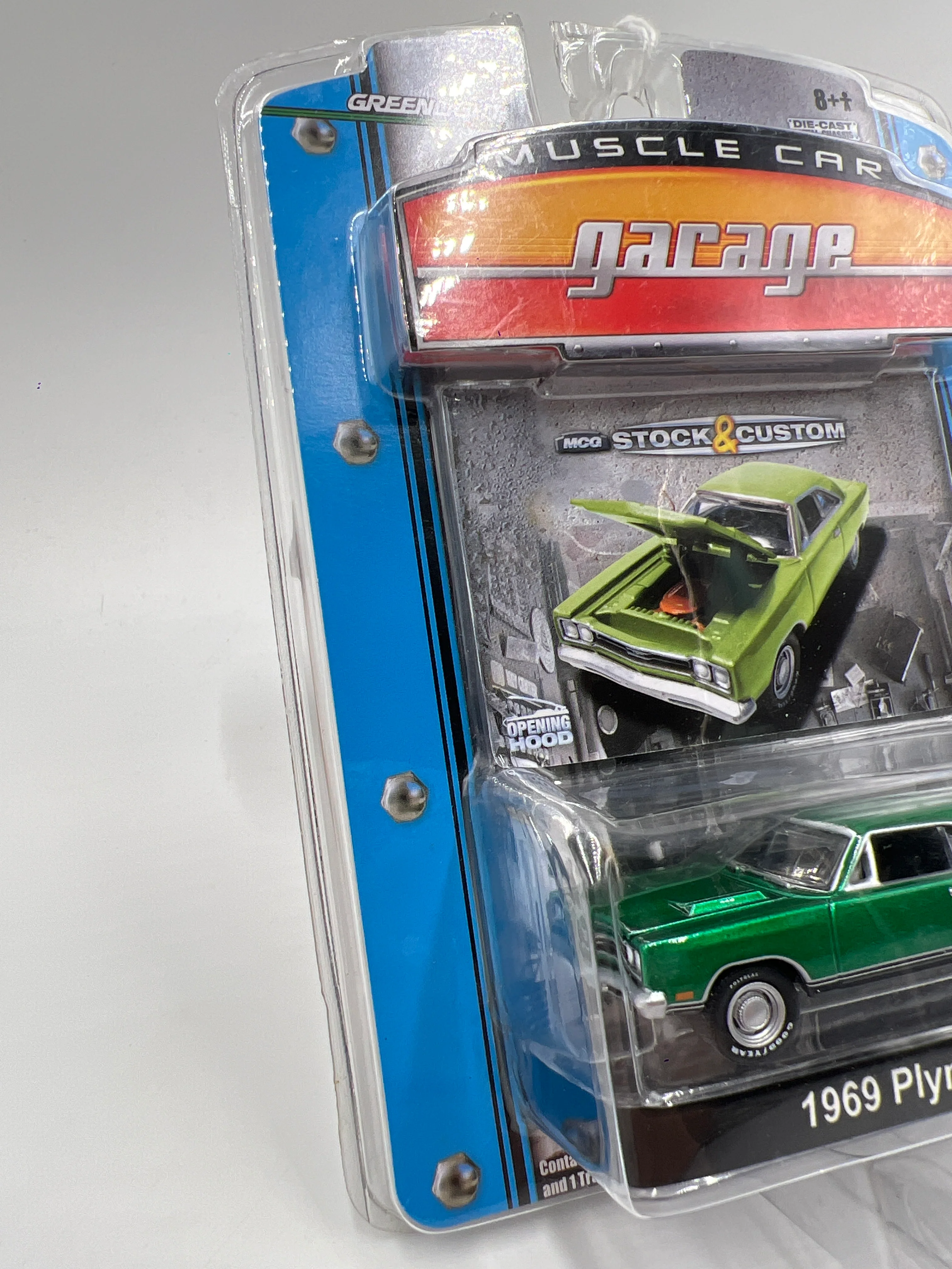 Greenlight Muscle Car Garage Series 7 CHASE 1969 Plymouth GTX Green - Image 5