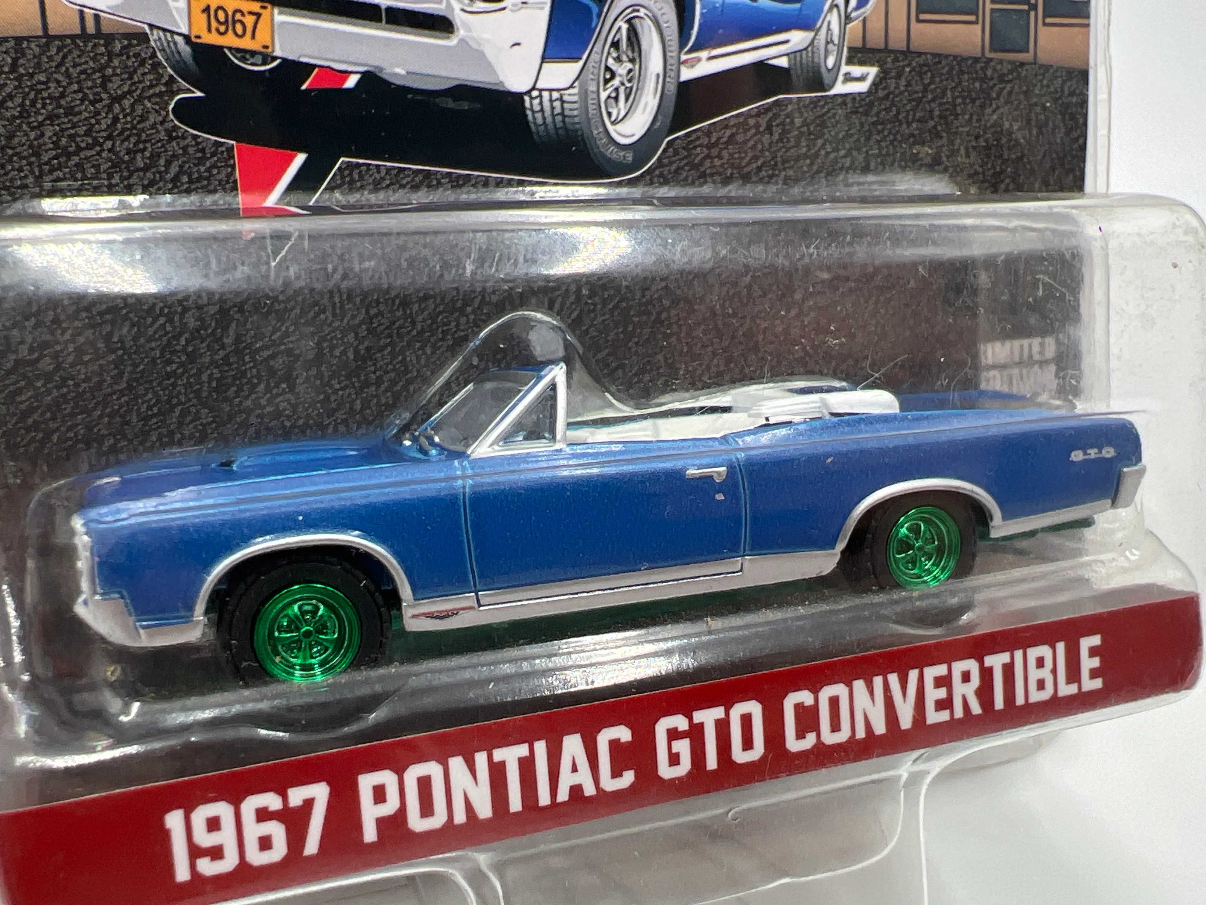 Greenlight Woodward Dream Cruise Series 1 CHASE 1967 Pontiac GTO Convertible Blue - Image 2