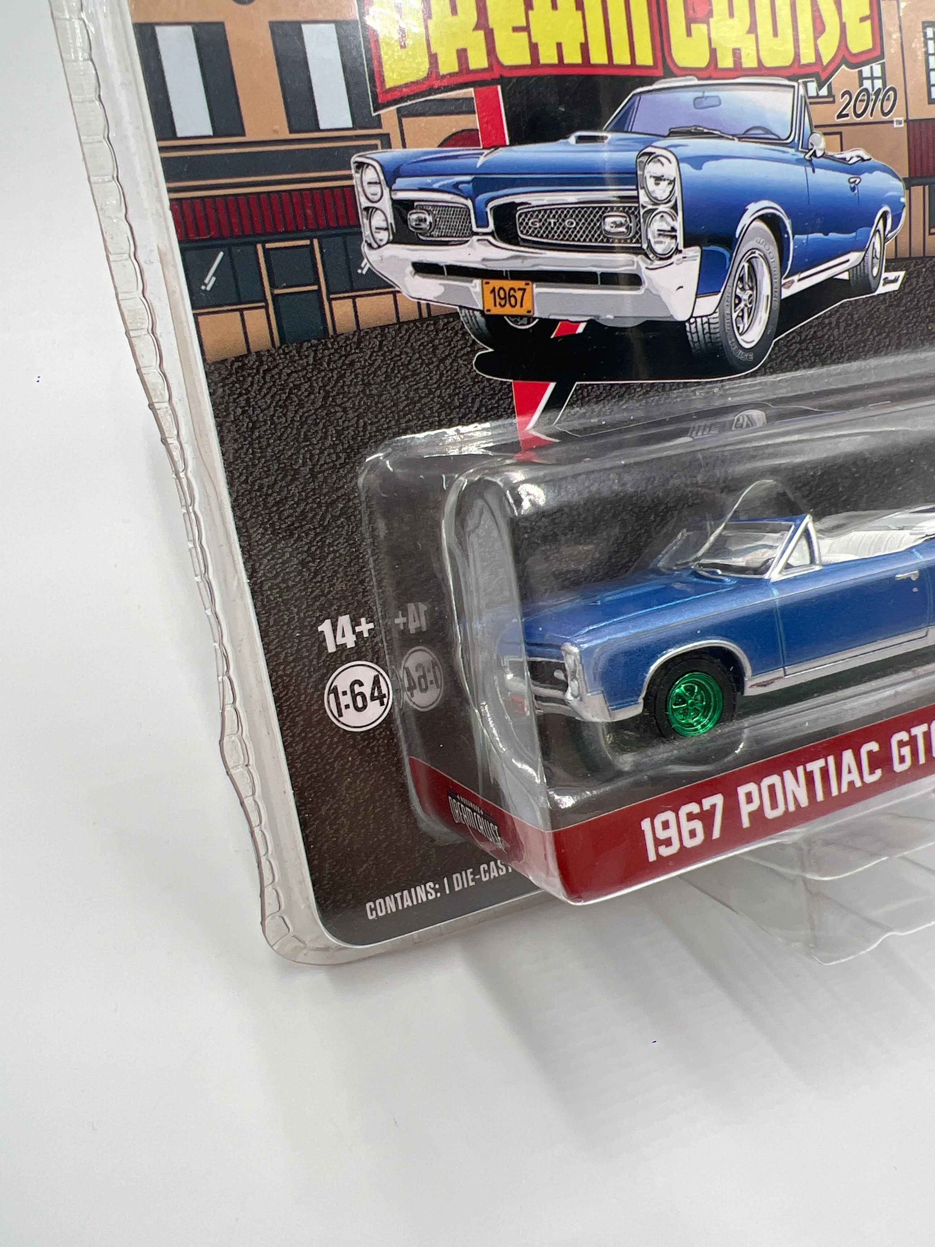 Greenlight Woodward Dream Cruise Series 1 CHASE 1967 Pontiac GTO Convertible Blue - Image 4
