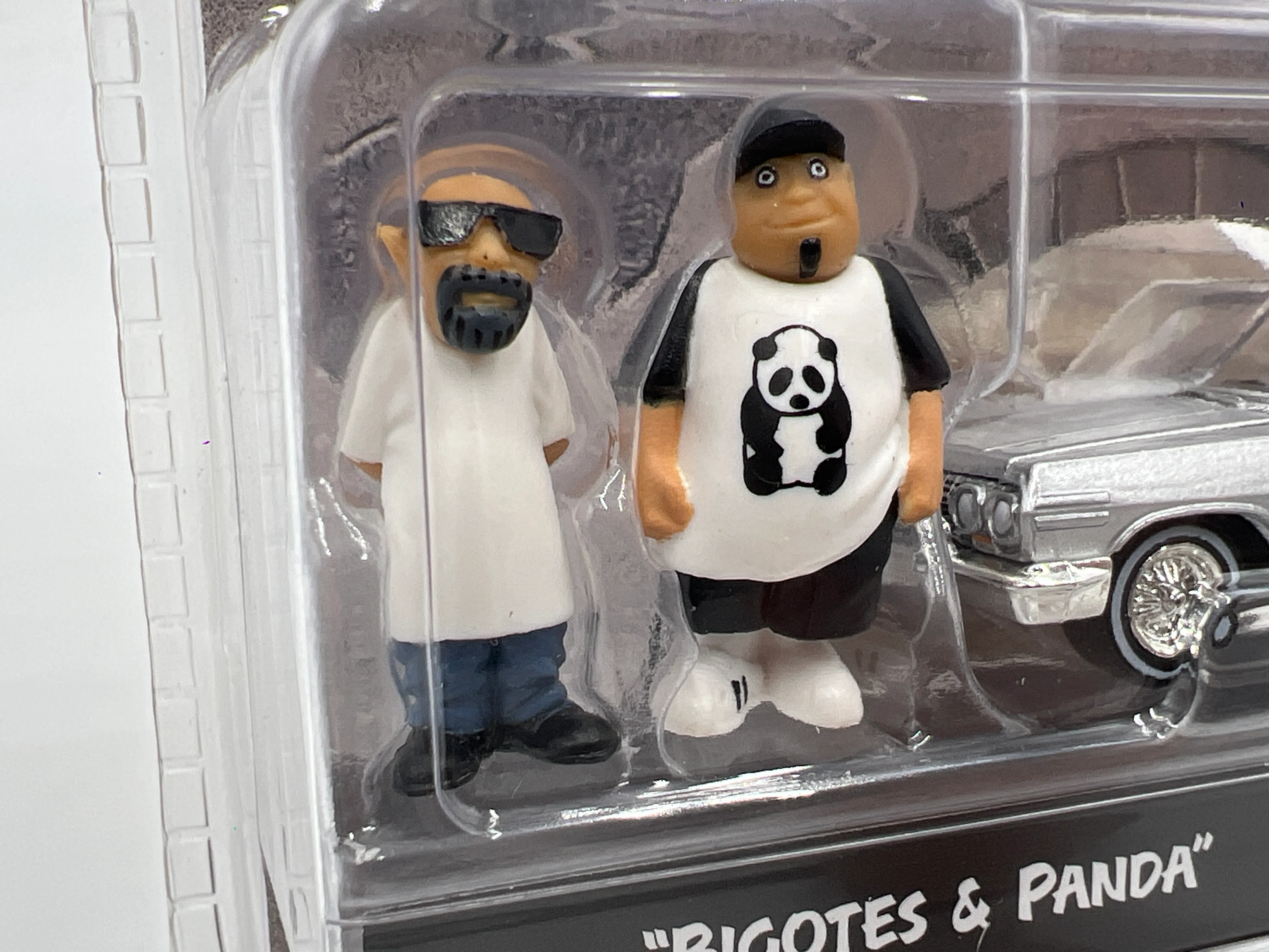 Greenlight x DGA Homie Rollerz 63 Chevy Impala Silver & Bigotes/Panda 222D - Image 3