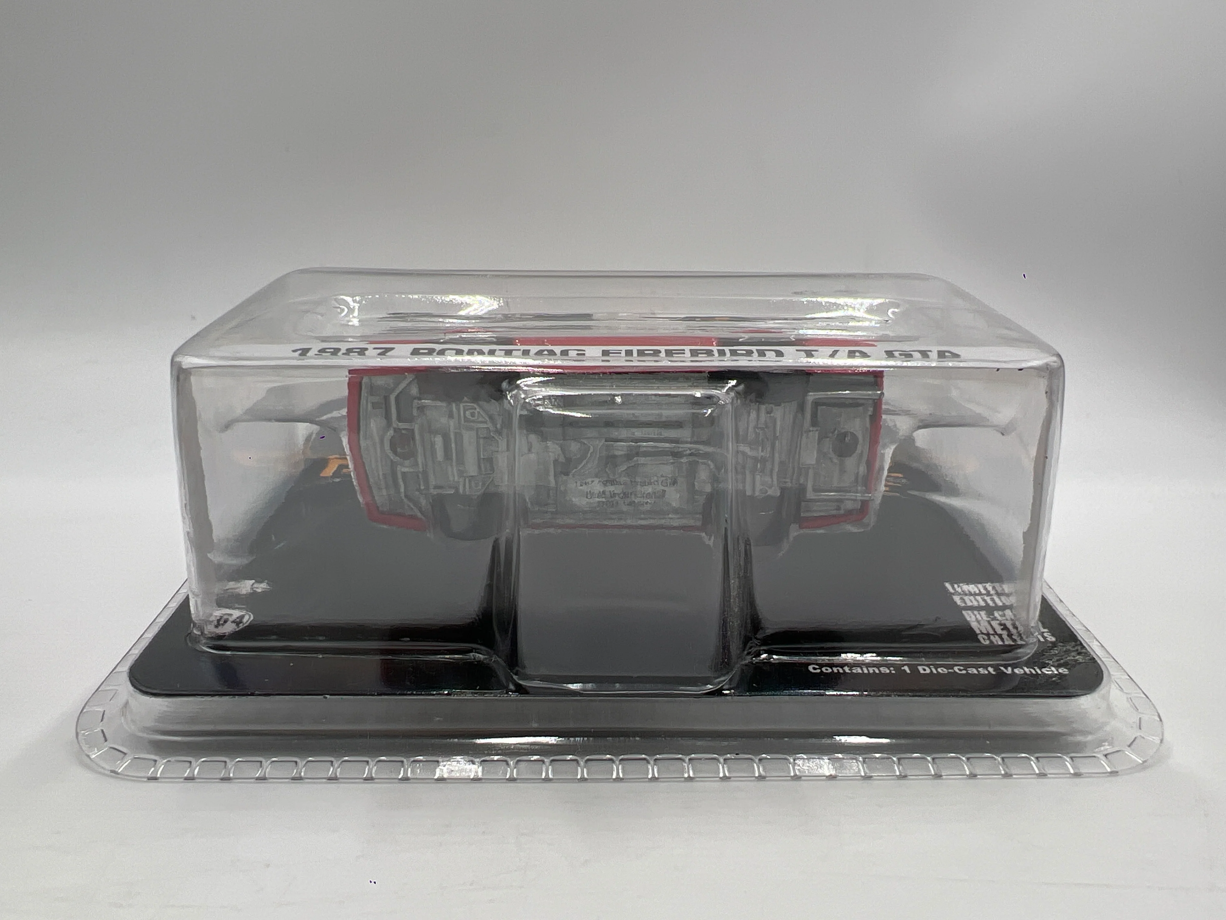Greenlight Midwest Diecast Exclusive 1987 Pontiac Firebird T/A GTA Red 182D - Image 5