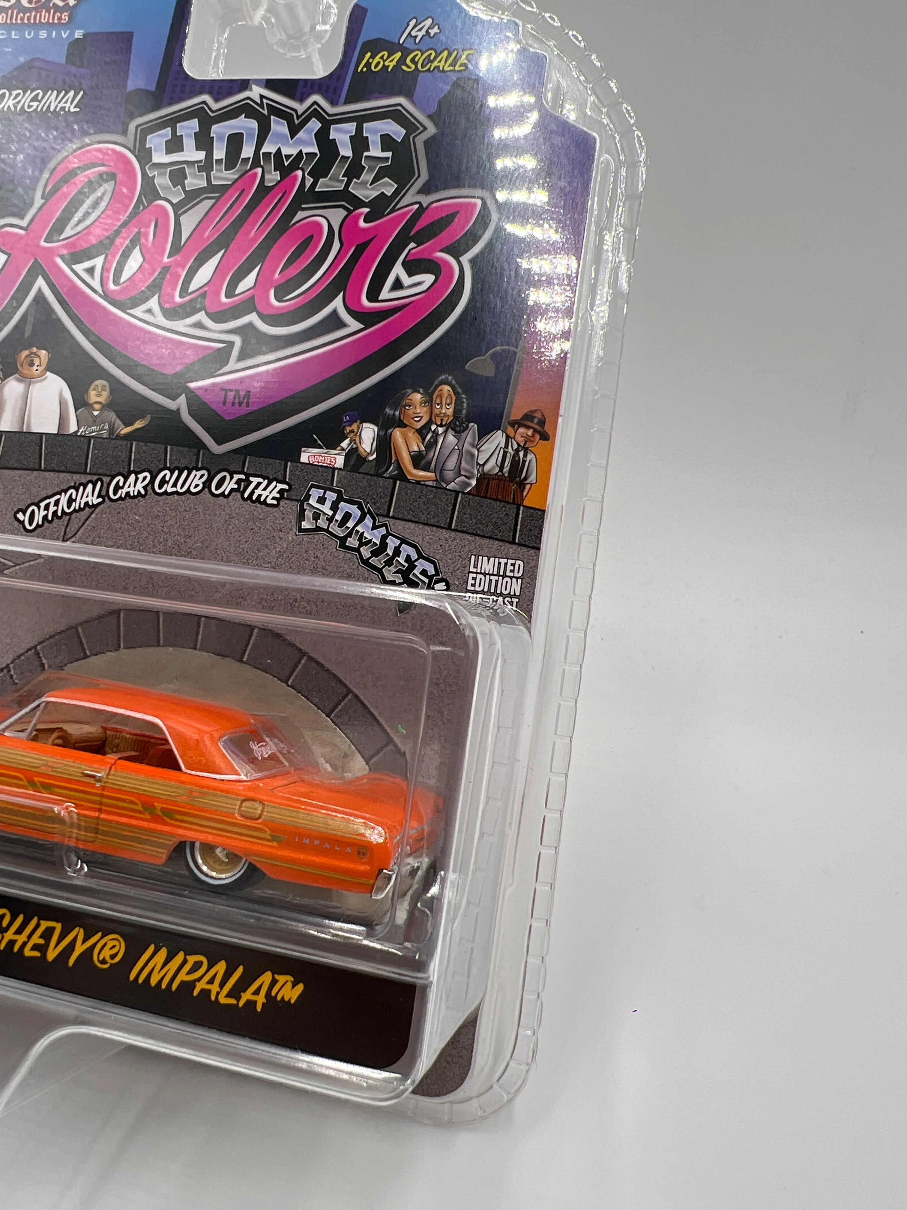 Greenlight x DGA Homie Rollerz 64 Chevy Impala & Estilo/Hawkeye 222E - Image 4