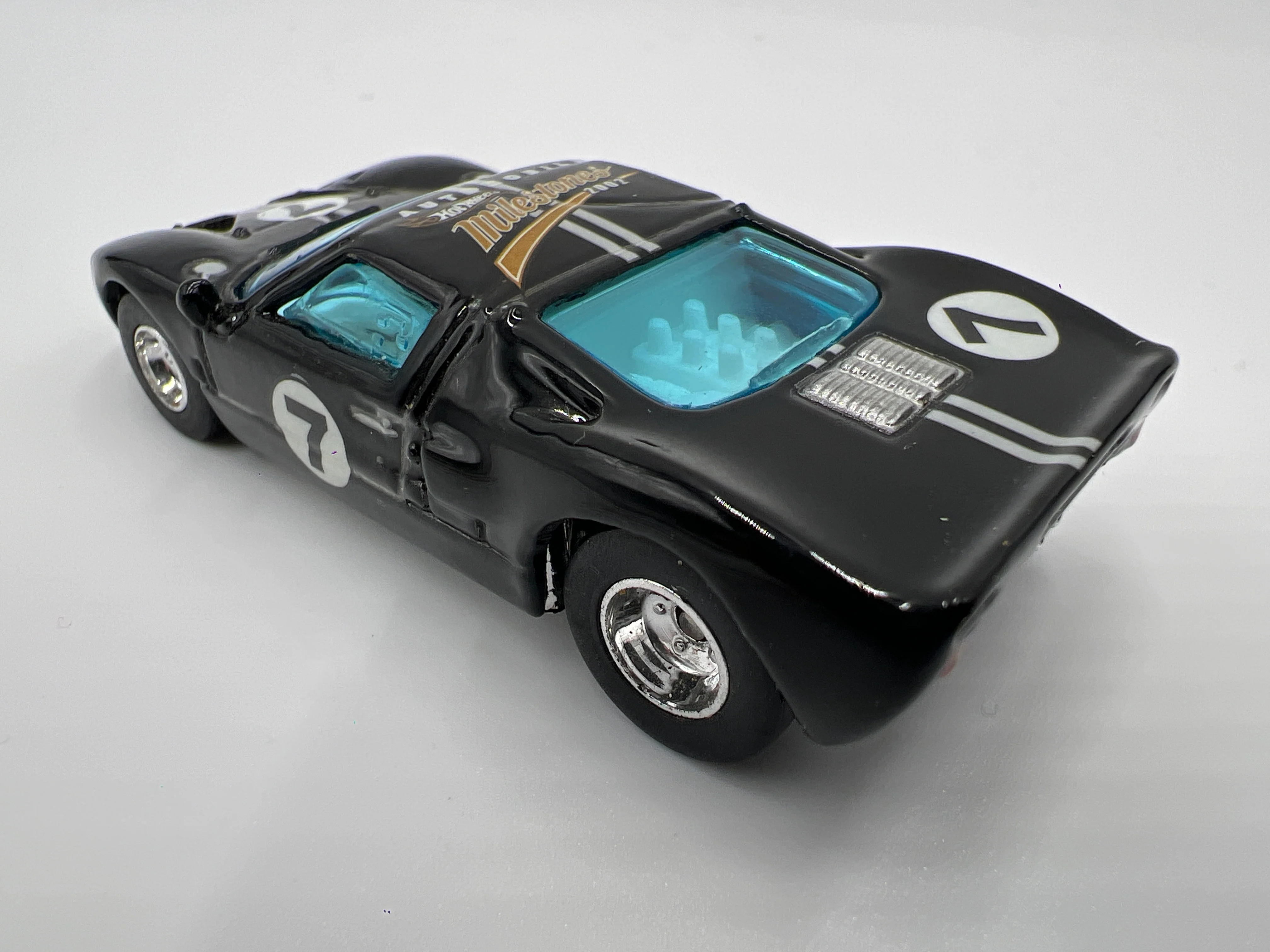 Hot Wheels 1/64 Auto Milestones Premium Ford GT-40 Black Loose - Image 2