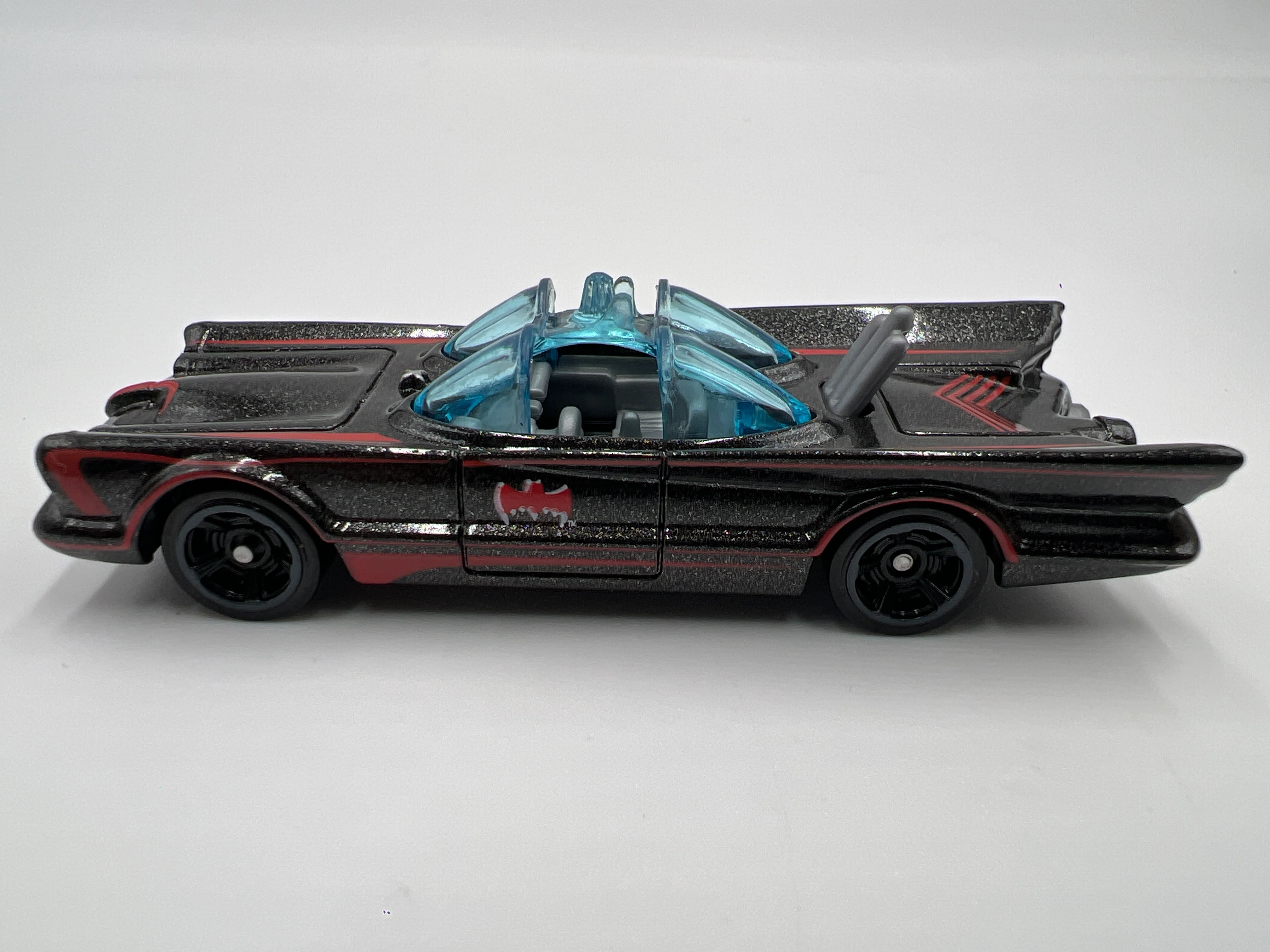 Hot Wheels 1/64 TV Series Batmobile Black Loose - Image 4