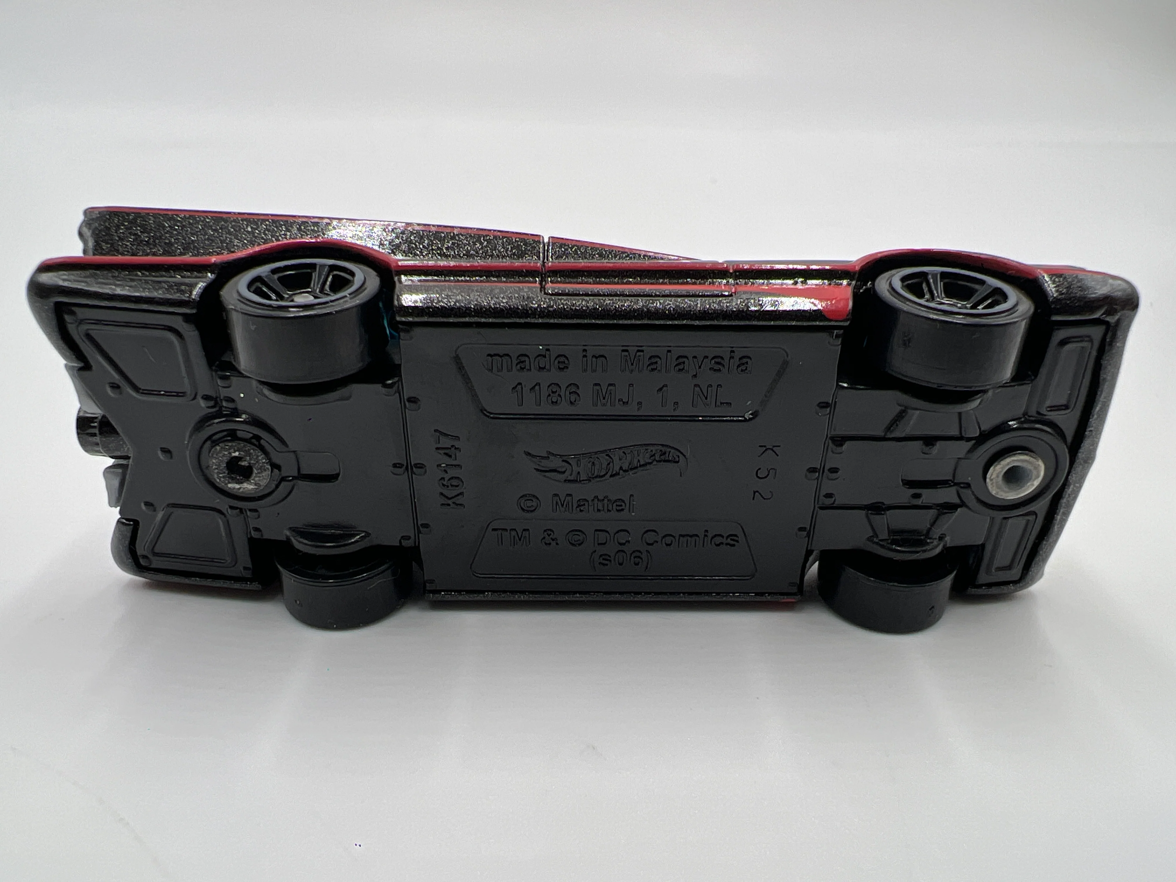 Hot Wheels 1/64 TV Series Batmobile Black Loose - Image 5