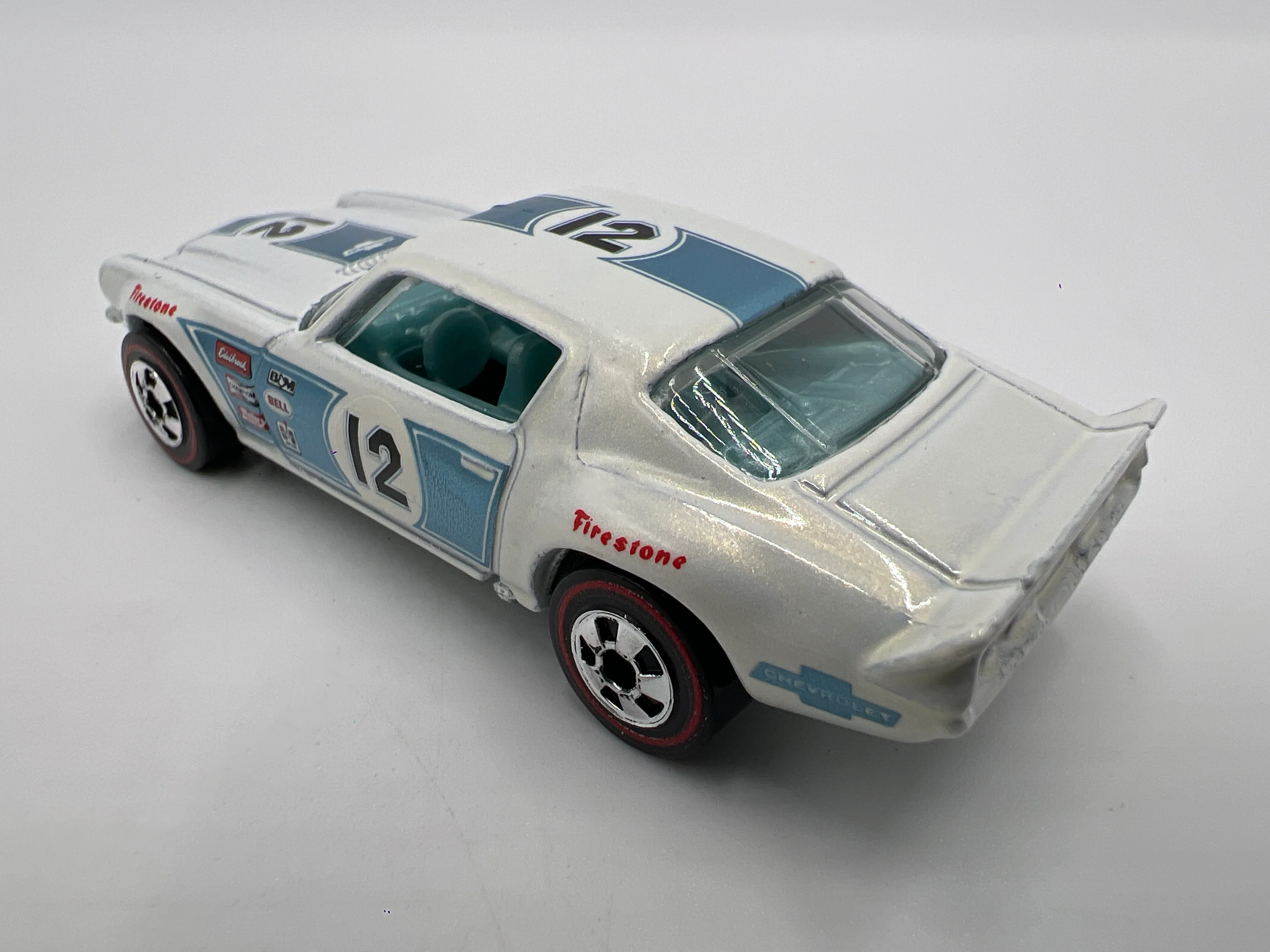 Hot Wheels 1/64 Heritage Redline 70 Camaro Z28 White Loose - Image 2