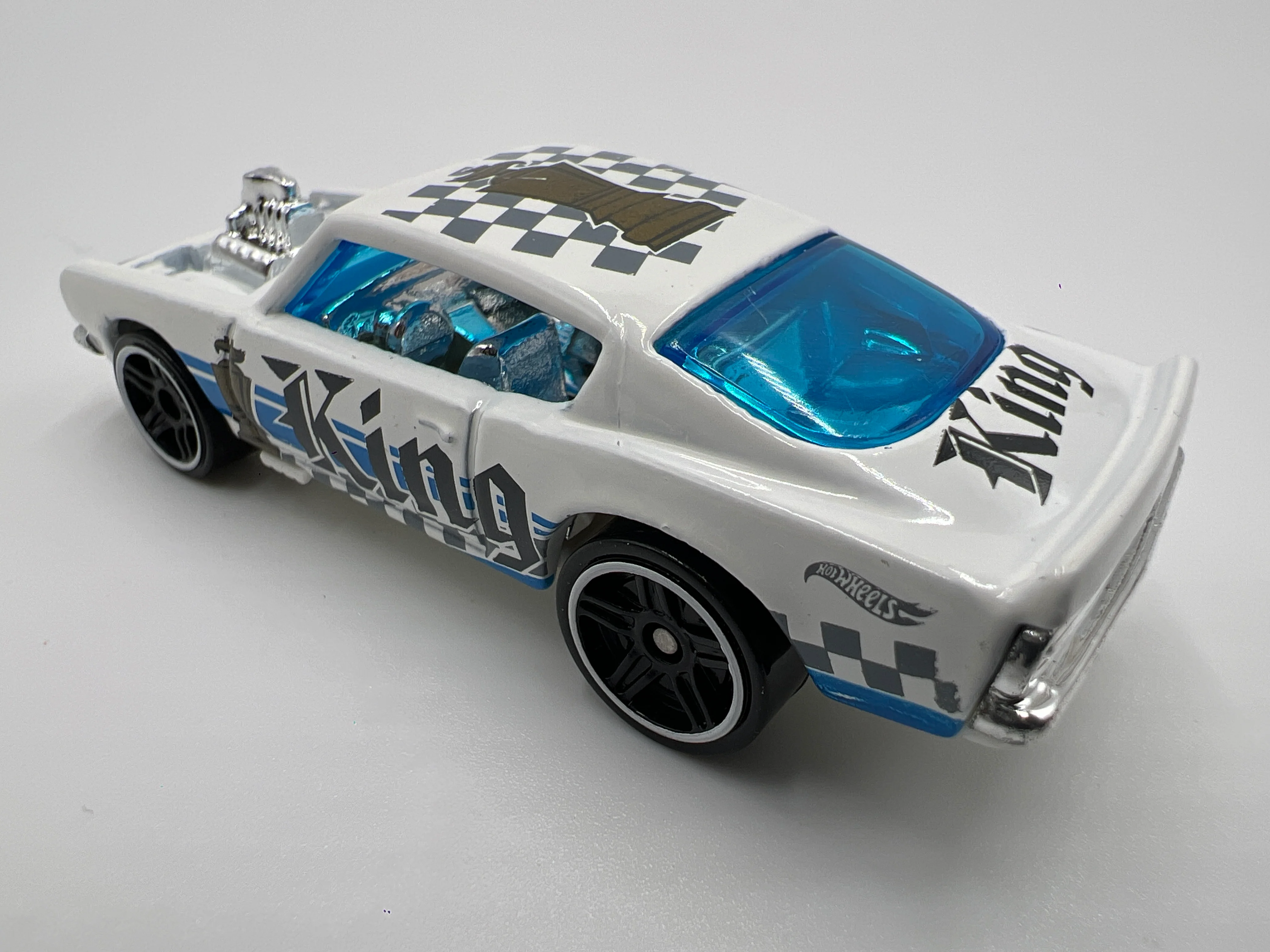 Hot Wheels 1/64 Plymouth Barracuda King Cuda White Loose - Image 2