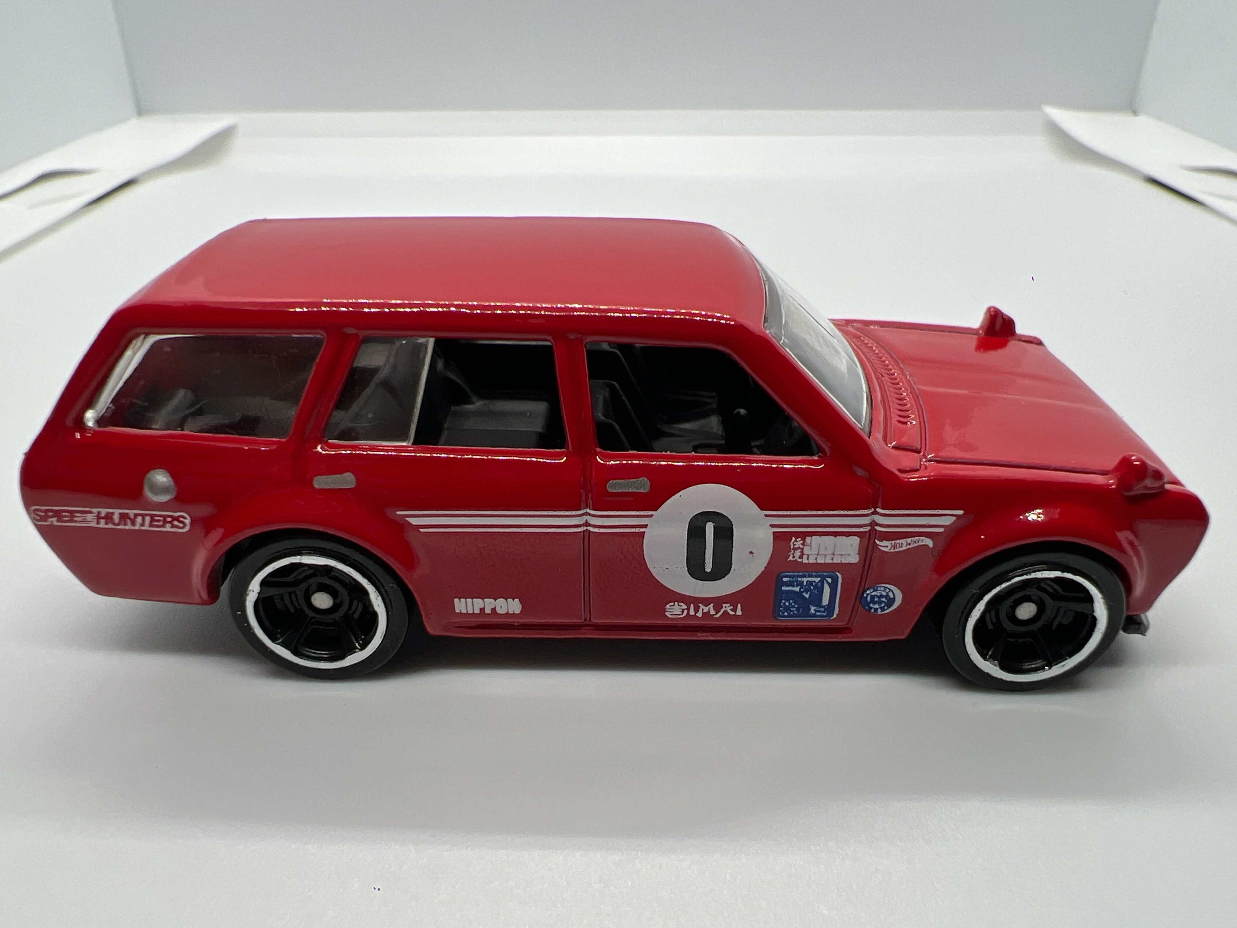 Hot Wheels 1/64 Mainline 71 Datsun 510 Wagon Red Loose - Image 3