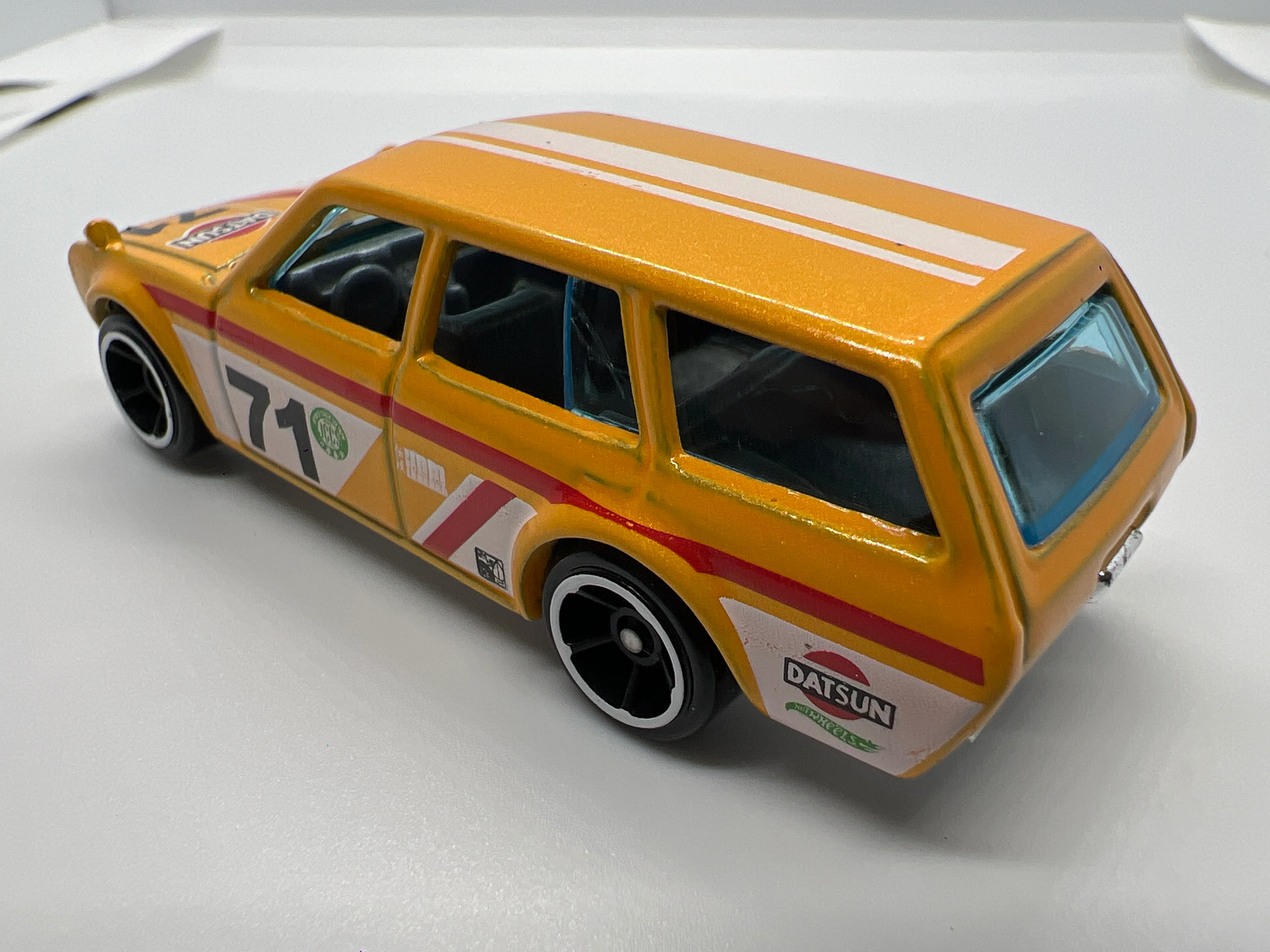 Hot Wheels 1/64 Mainline 71 Datsun 510 Wagon Yellow Loose - Image 2