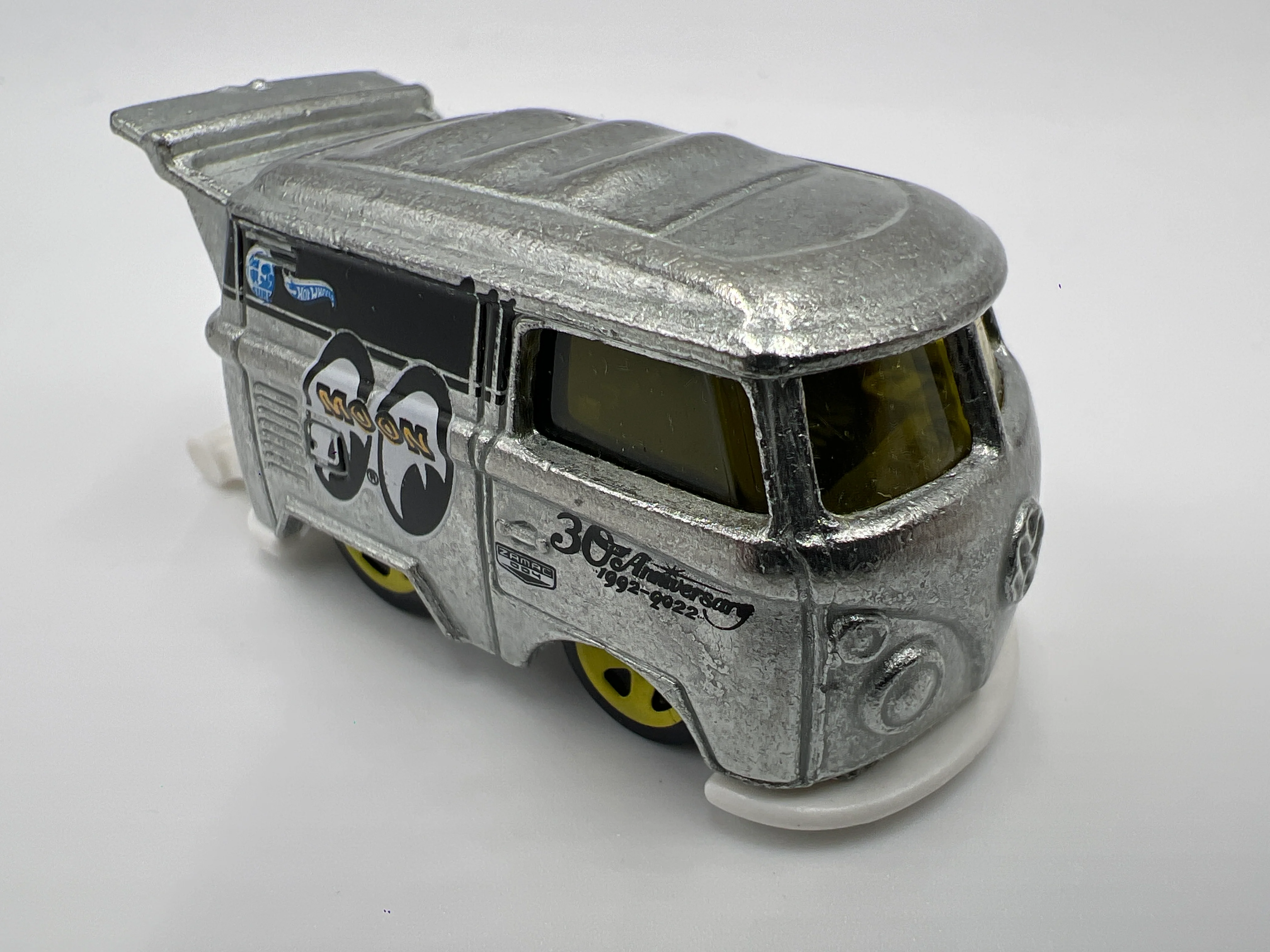 Hot Wheels 1/64 Zamac Kool Kombi Mooneyes Loose