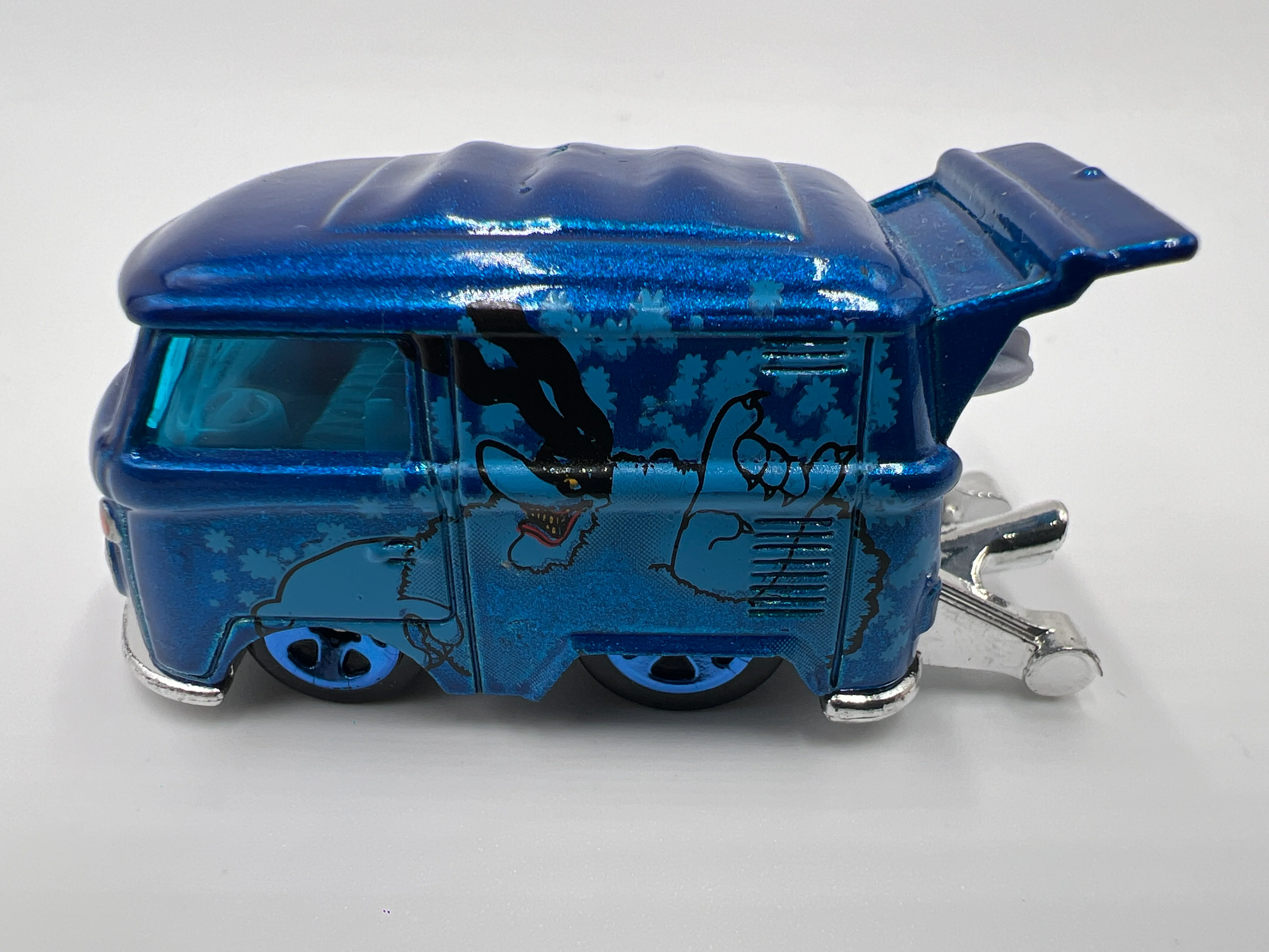 Hot Wheels 1/64 Kool Kombi The Beatles Blue Loose - Image 4