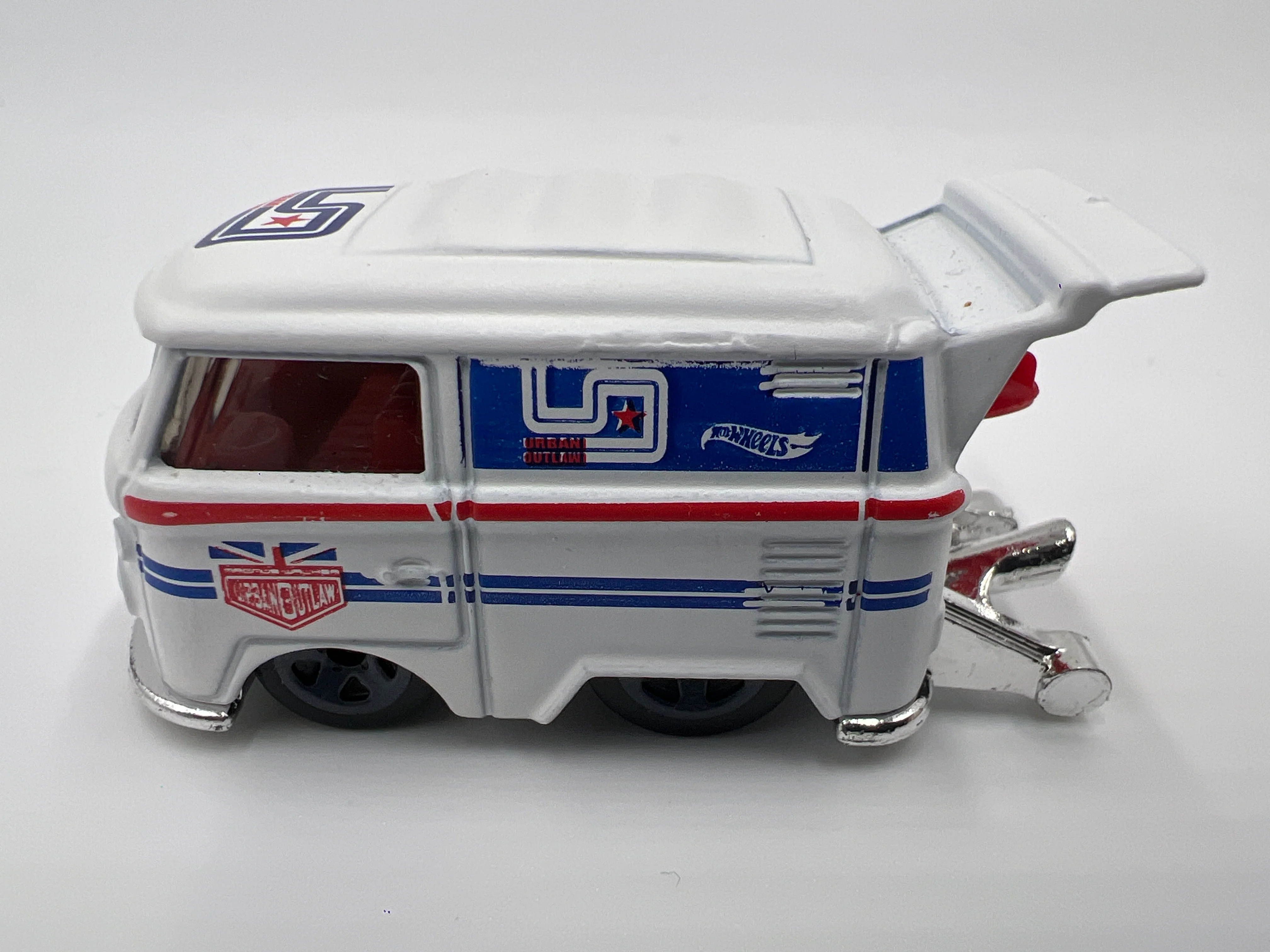 Hot Wheels 1/64 Mainline Kool Kombi Urban Outlaw White Loose - Image 4