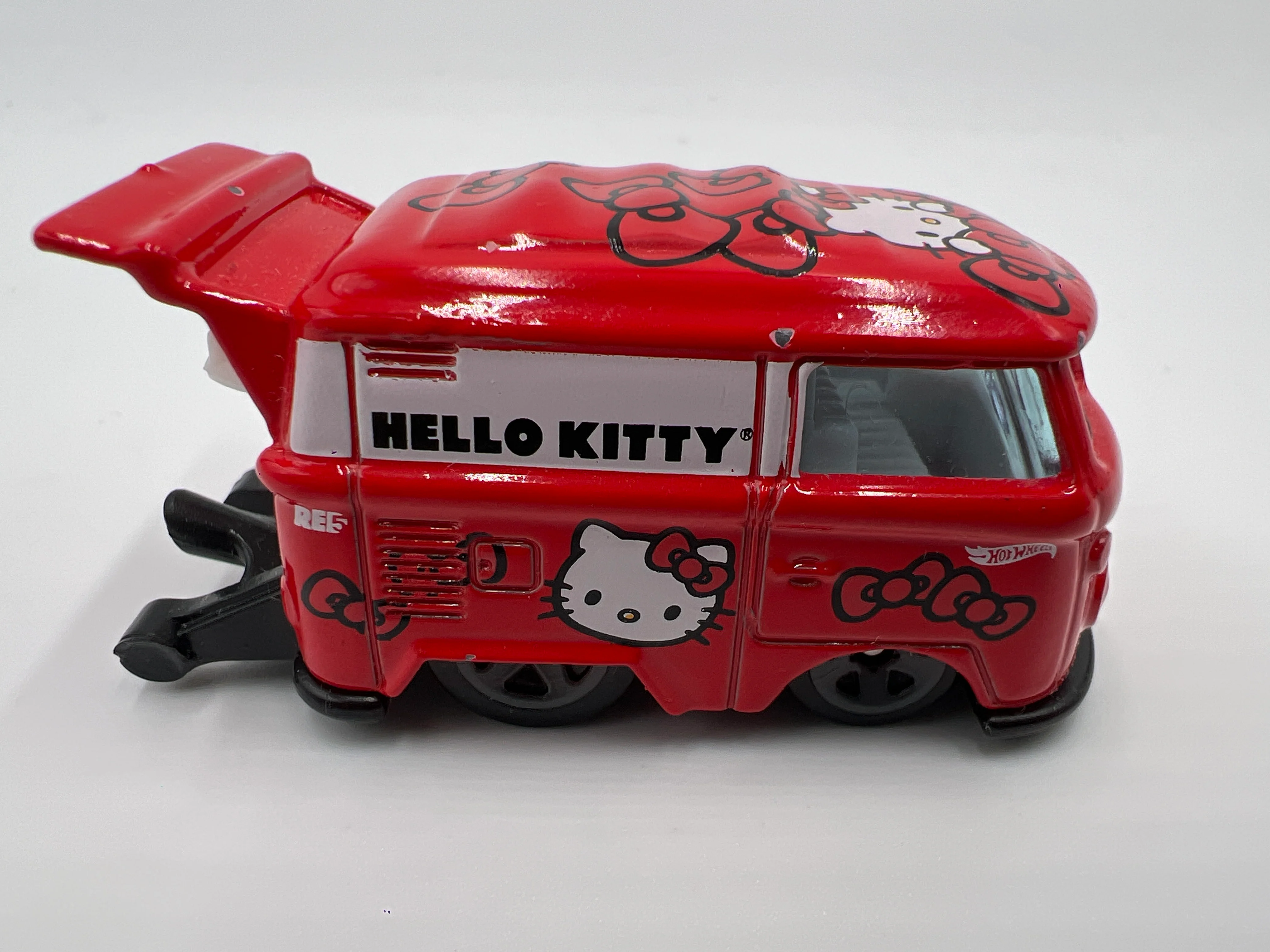 Hot Wheels 1/64 Target Red Edition Kool Kombi Loose (Some Chips See Pics) - Image 3