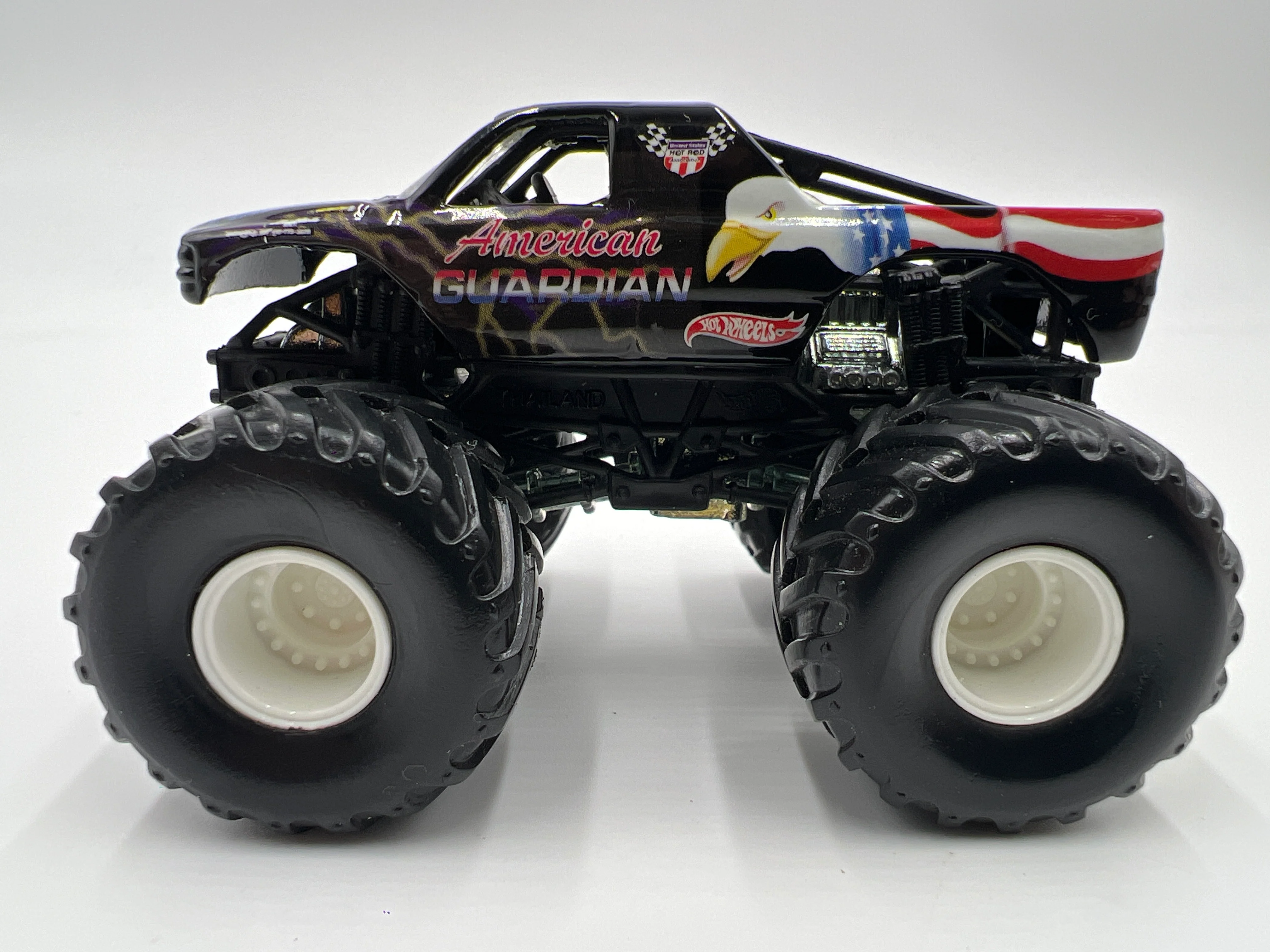 Hot Wheels 1:64 Monster Jam Small Wheel/Metal Base American Guardian Loose - Image 4