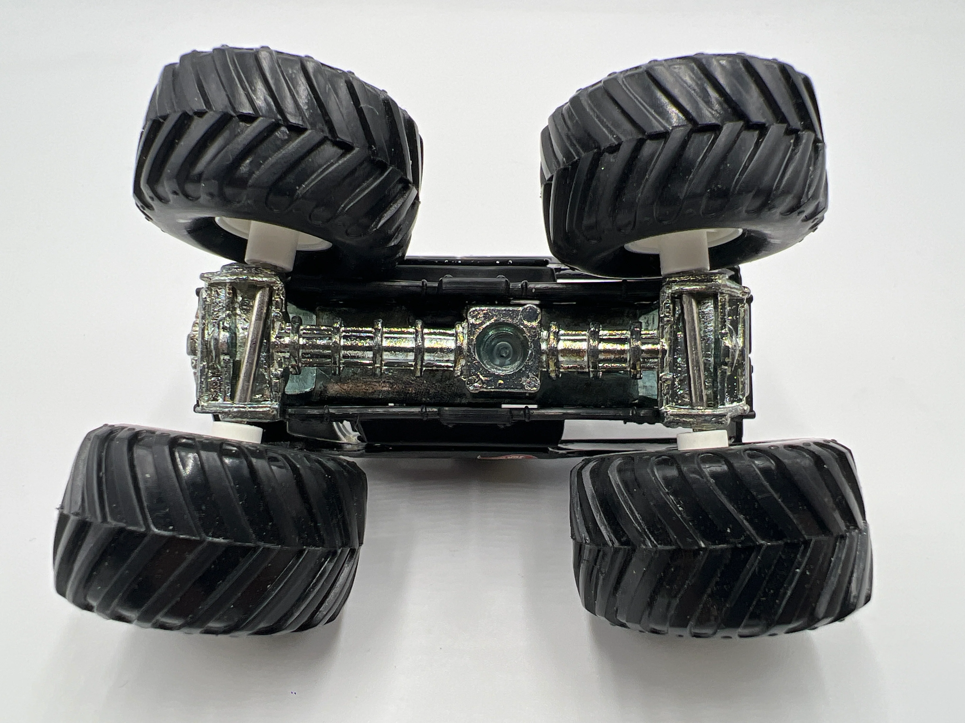 Hot Wheels 1:64 Monster Jam Small Wheel/Metal Base American Guardian Loose - Image 5