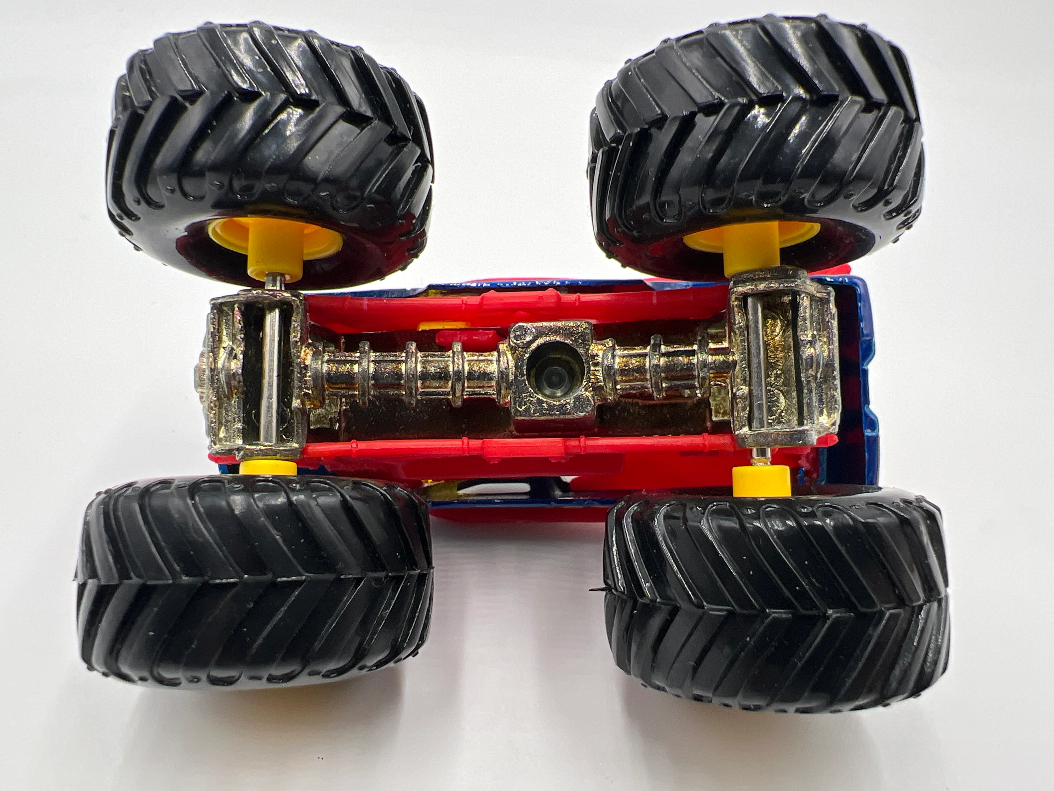 Hot Wheels 1:64 Monster Jam Small Wheel/Metal Base Superman Loose - Image 5