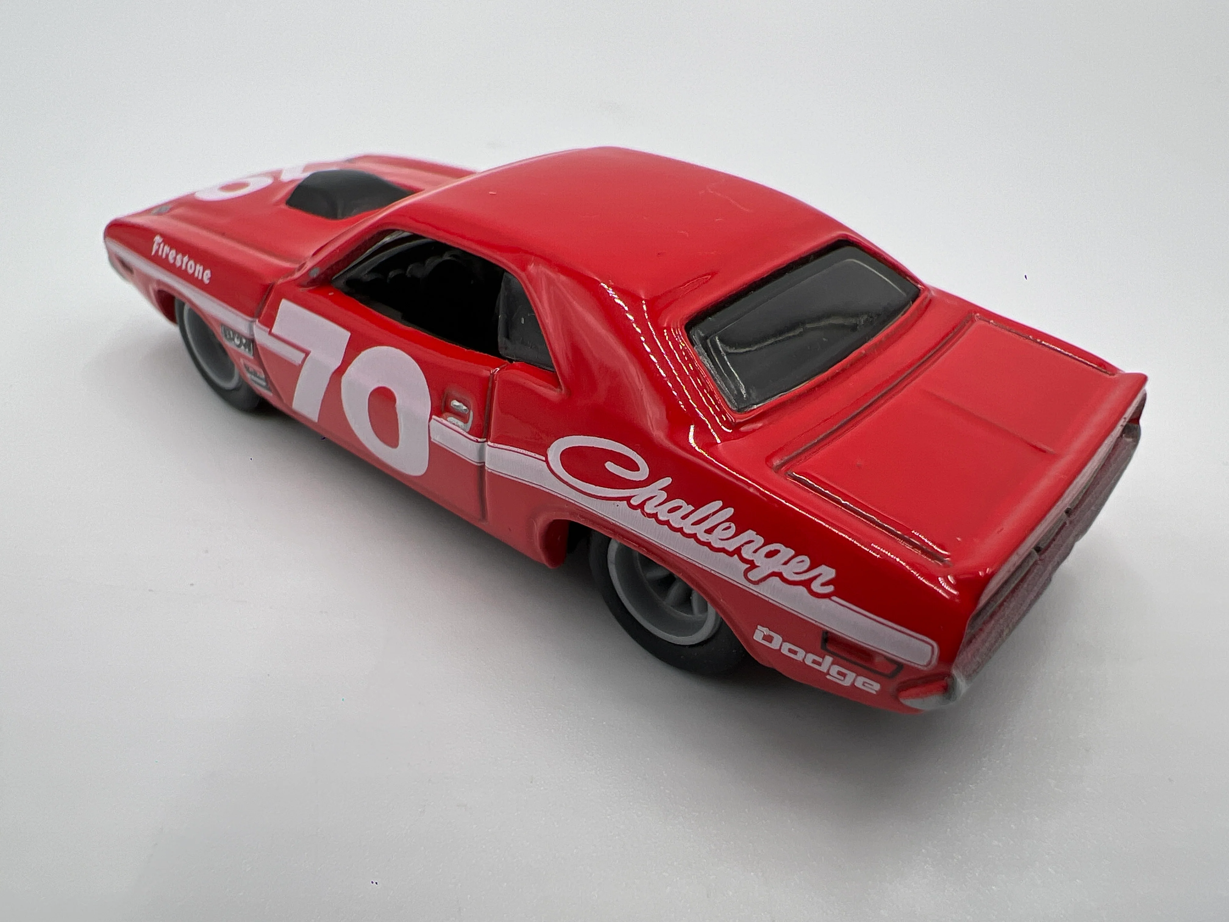 Hot Wheels 1/64 Premium Diorama Set 70 Dodge Challenger Red Loose - Image 2