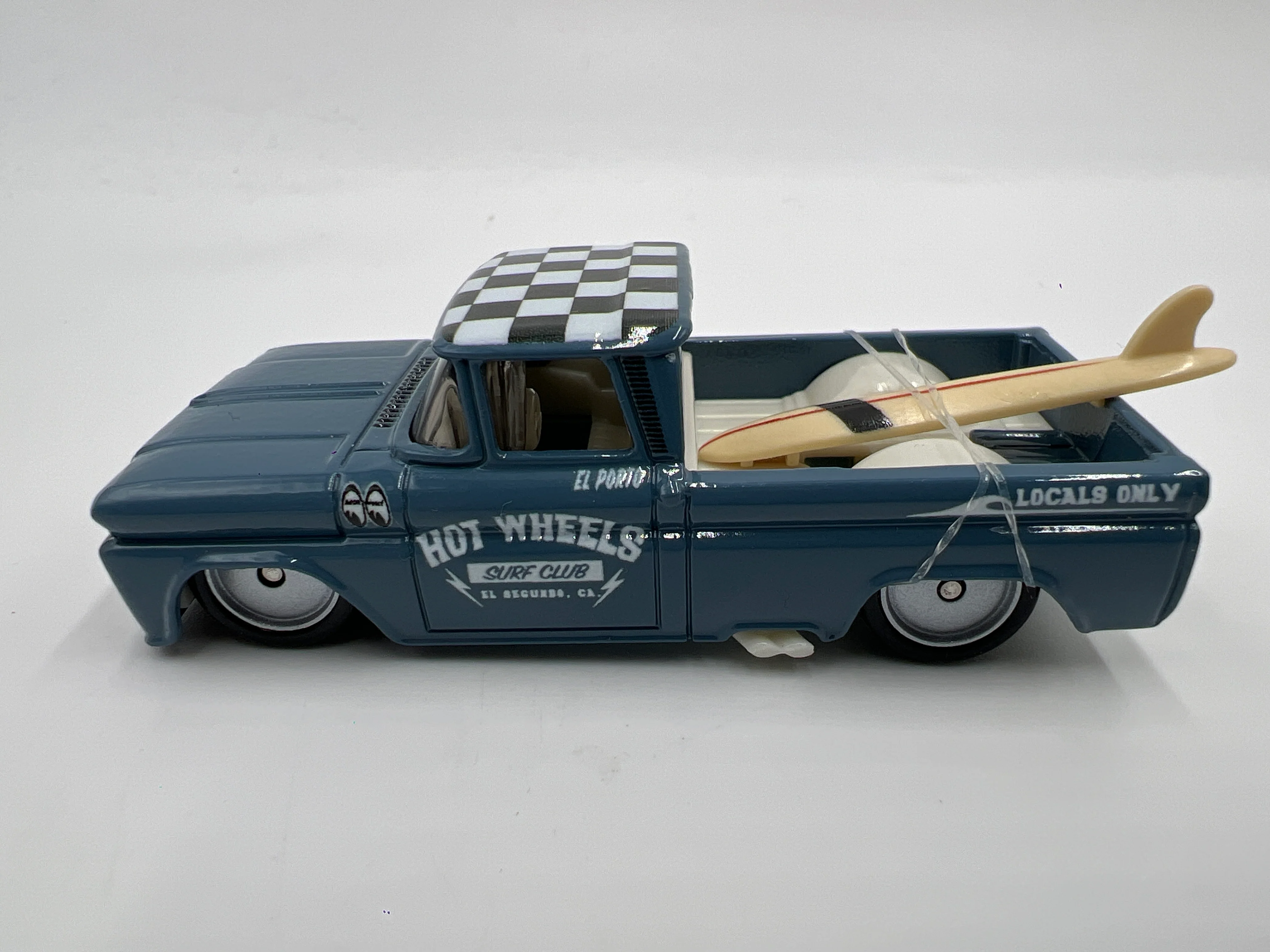 Hot Wheels 1/64 Premium Diorama Set Custom 62 Chevy Blue Loose - Image 4