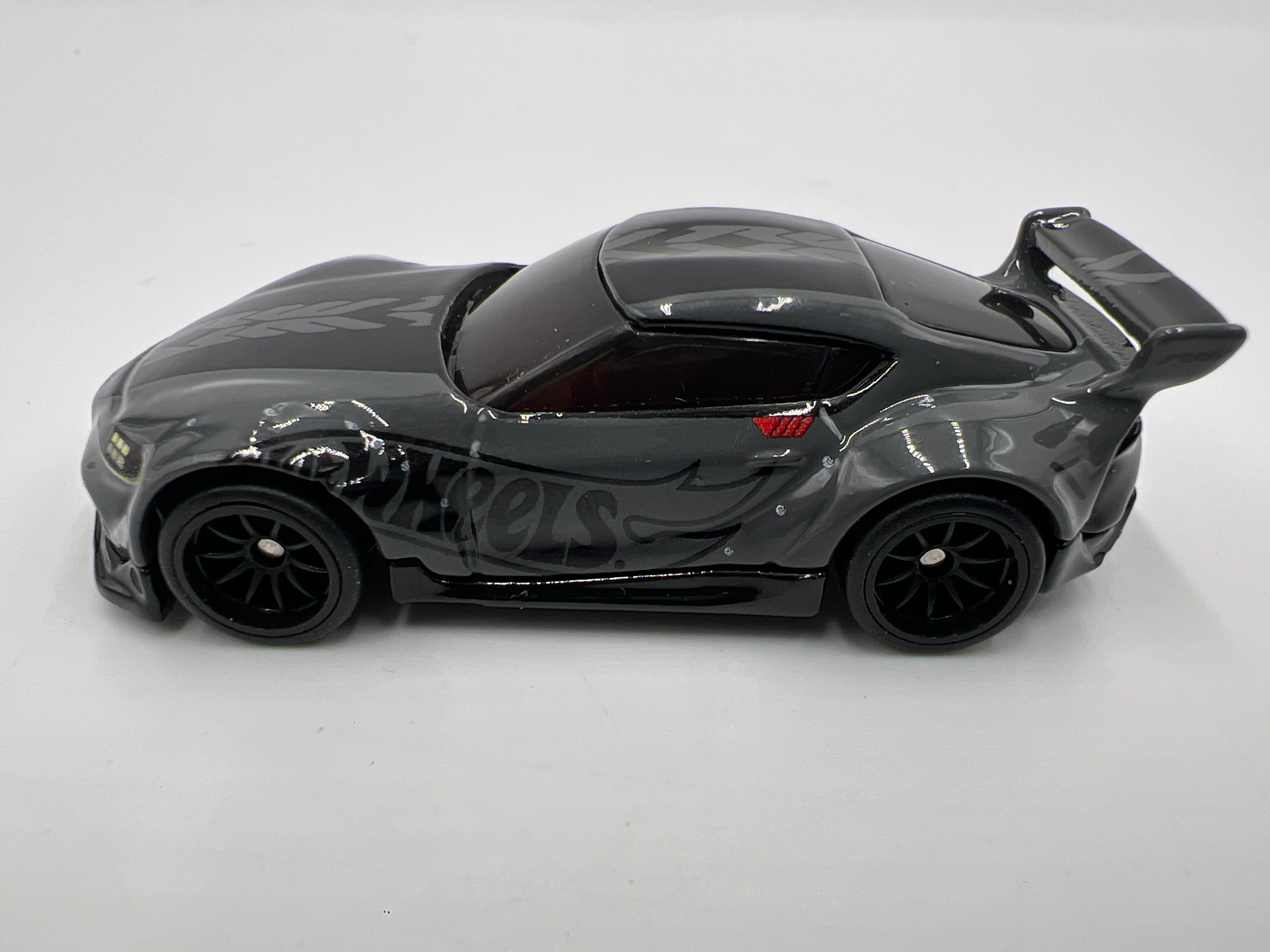 Hot Wheels 1/64 Premium Diorama Set 20 Toyota GR Supra Gray Loose - Image 4