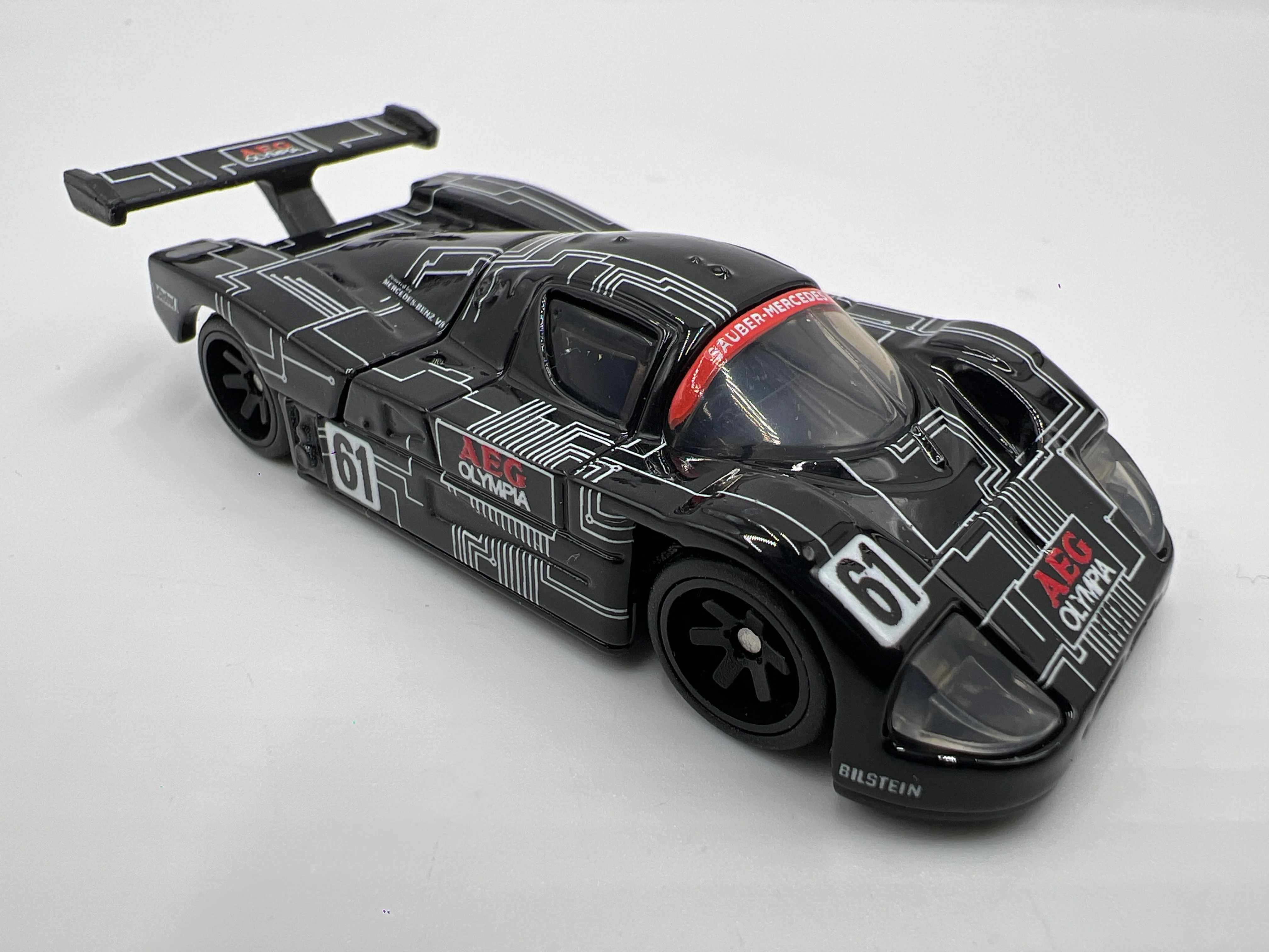 Hot Wheels 1/64 Premium Diorama Set Sauber-Mercedes C9 Black Loose