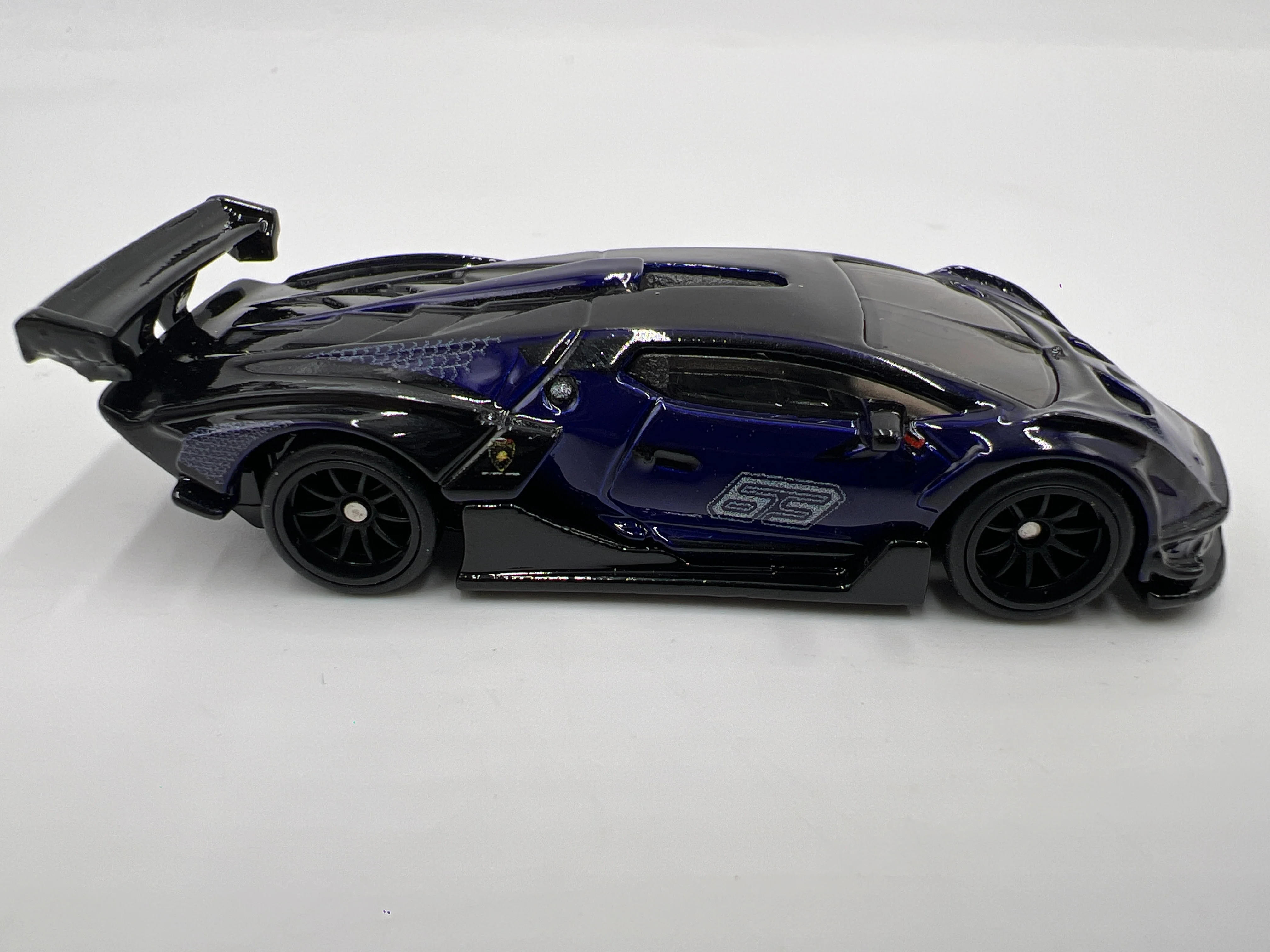 Hot Wheels 1/64 Premium Diorama Set Lamborghini Essenza SCV12 Dark Blue/Black Loose - Image 3
