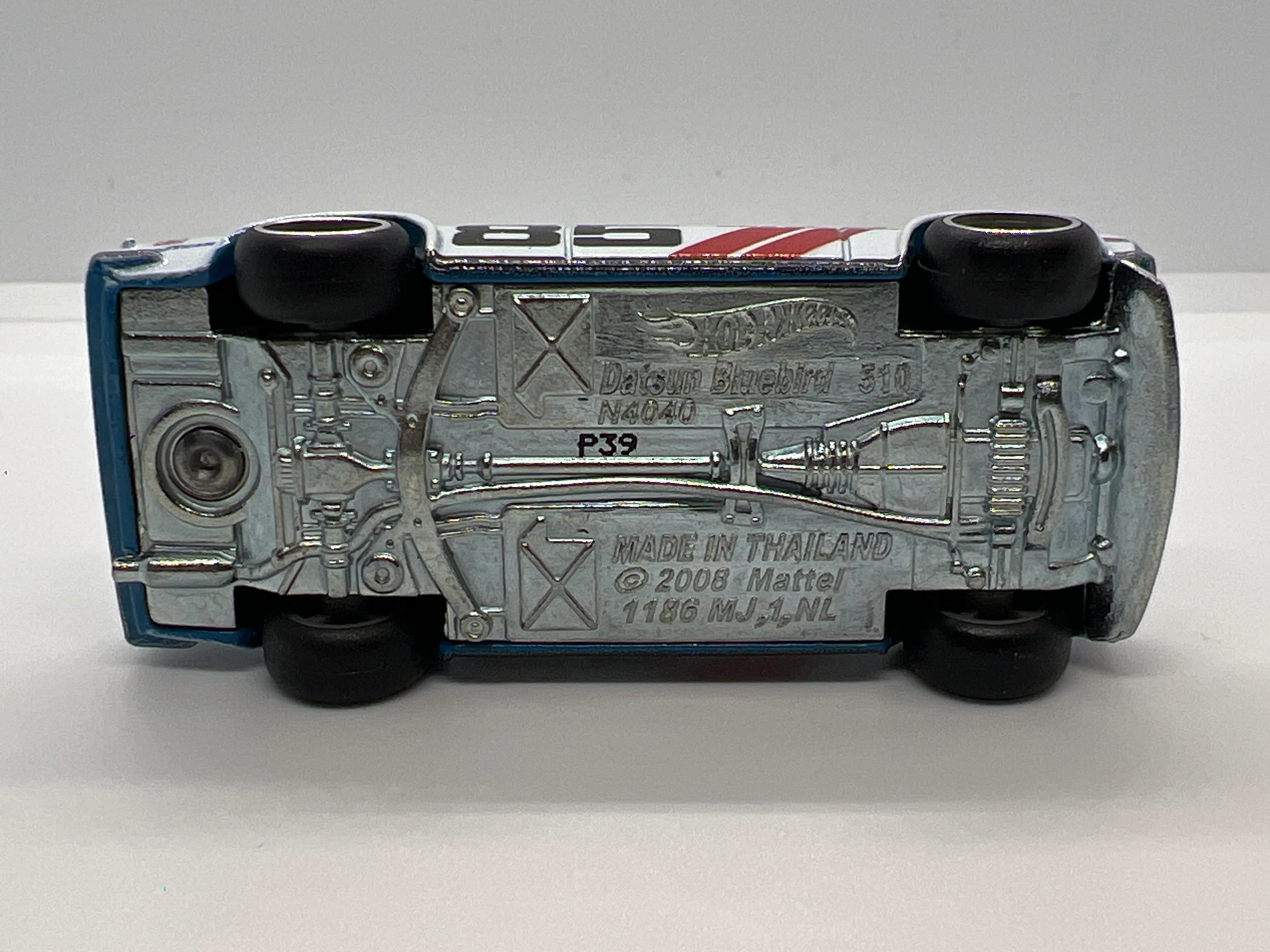 Hot Wheels 1/64 Premium Target 2 Pack Exclusive Datsun Bluebird 510 Blue/White BRE Loose - Image 5