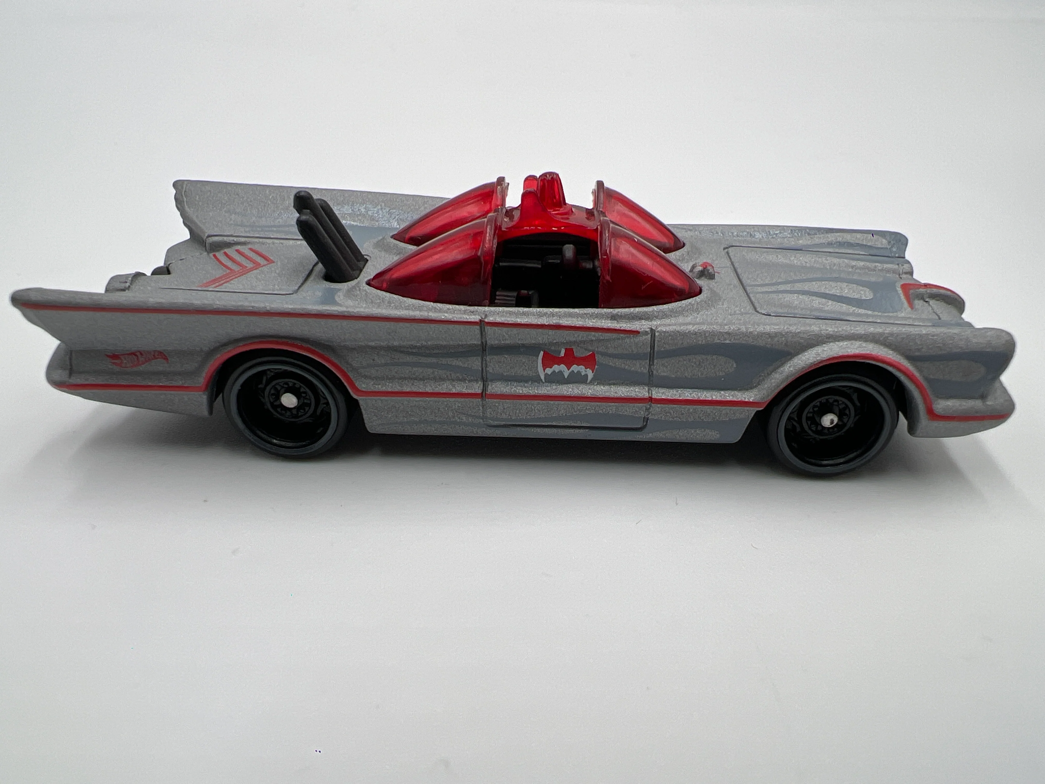 Hot Wheels 1/64 TV Series Batmobile Matte Primer Gray Loose - Image 3
