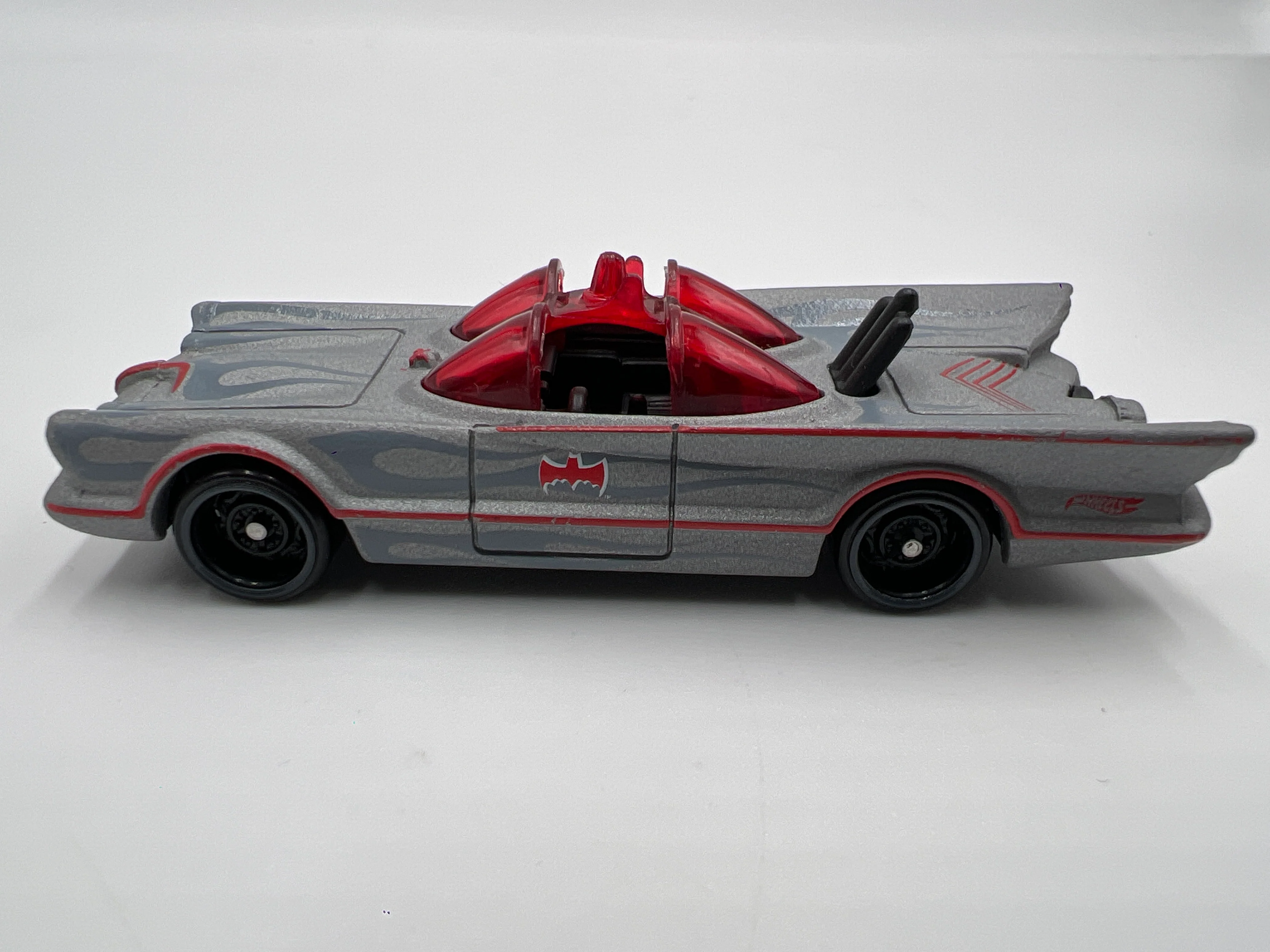 Hot Wheels 1/64 TV Series Batmobile Matte Primer Gray Loose - Image 4