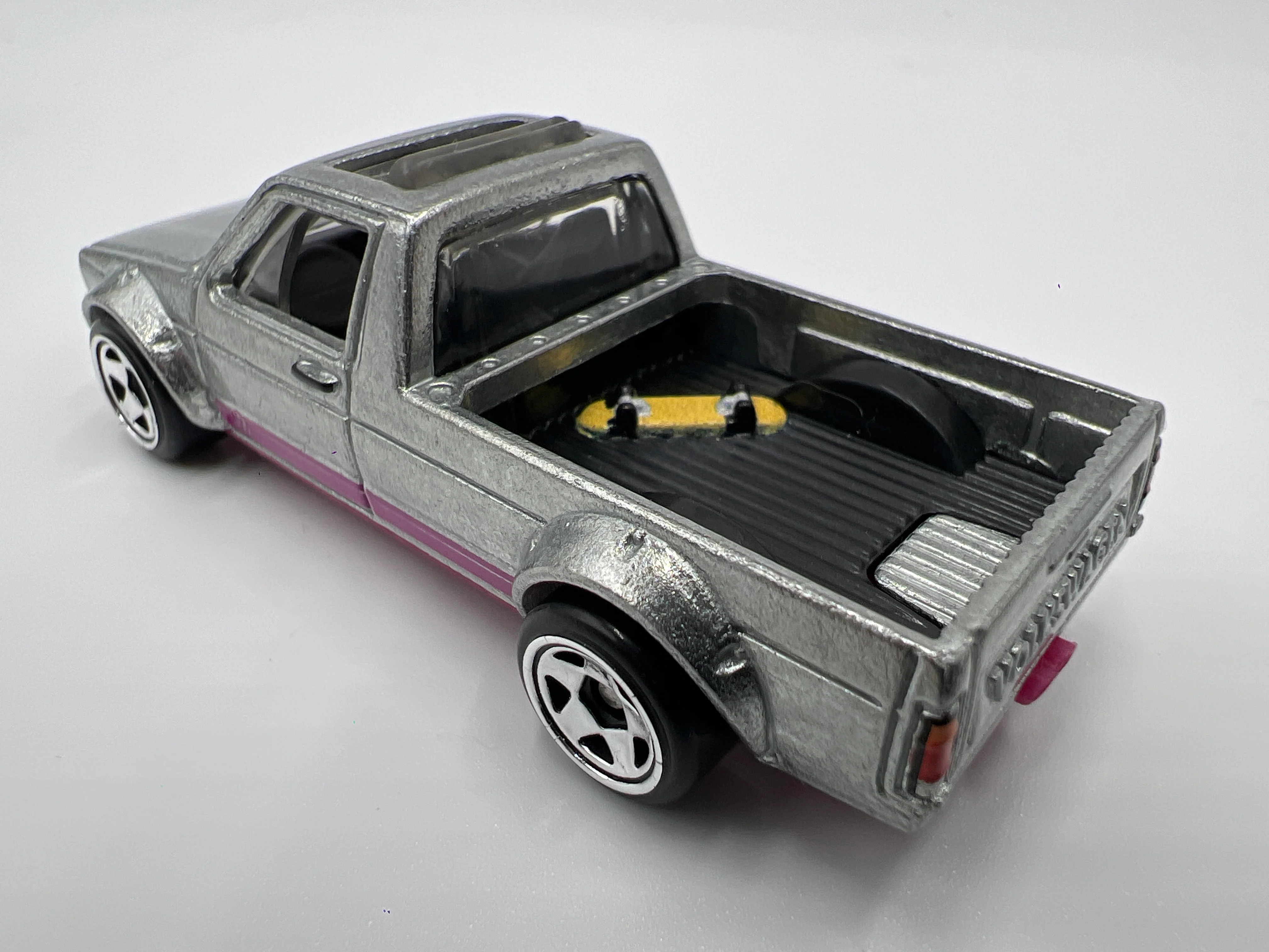 Hot Wheels 1/64 Walmart Exclusive Zamac Truck Set Volkswagen Caddy Loose - Image 2